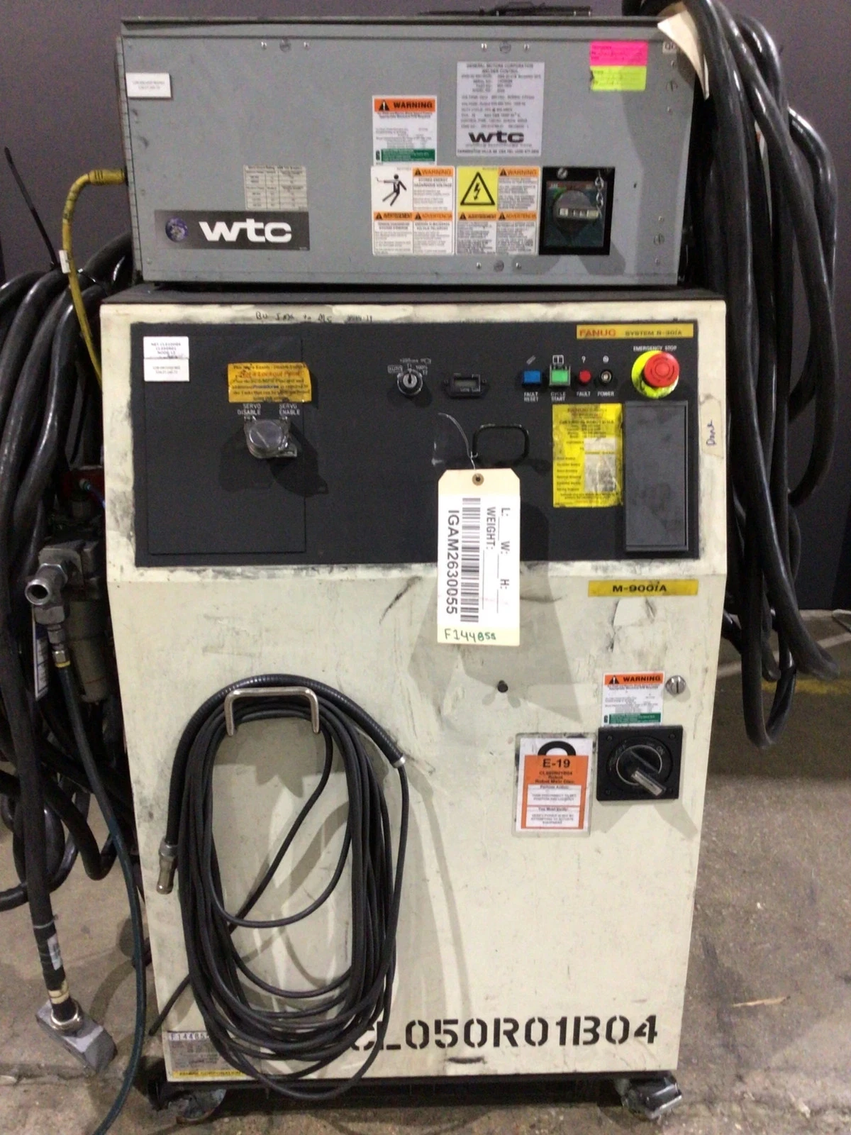 FANUC M-900iA/350 Complete With R-30iA Controller & WTC 6005 Weld Control USED - Image 6