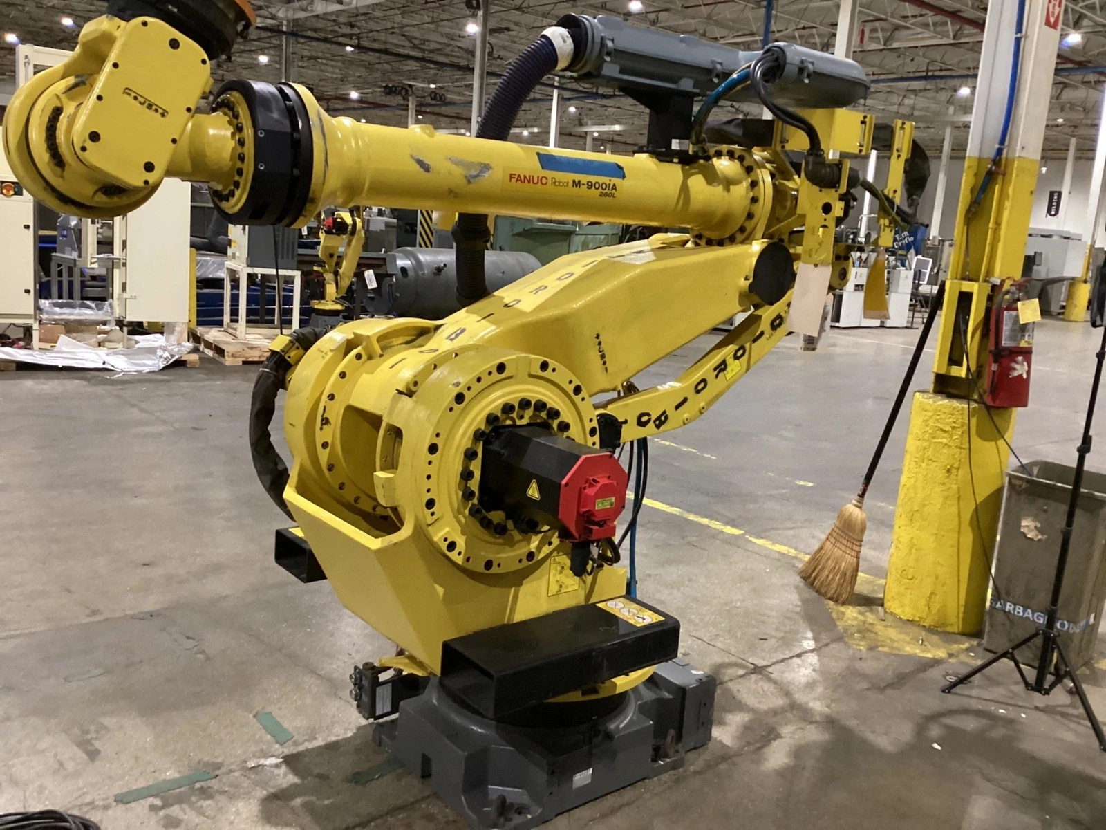 FANUC M-900iA/260L Complete With R-30iA Controller USED - Image 8
