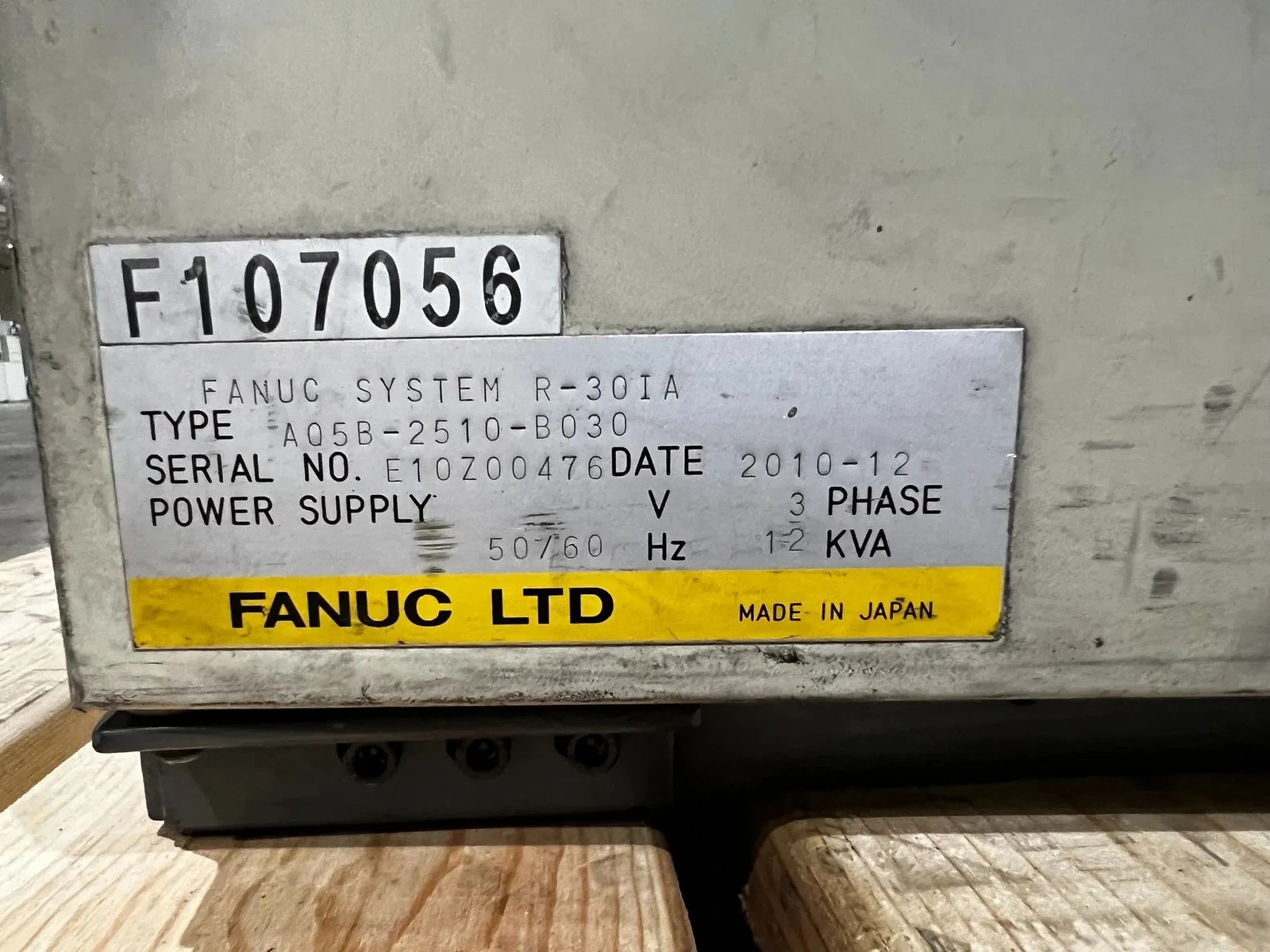 FANUC R-2000iB/165F Complete With R-30iA Controller USED - Image 7