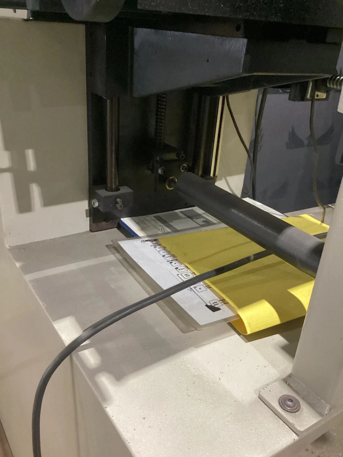 Micro-Vu H14 Optical Comparator w/ IQ16 Metrology Computer USED - Image 3