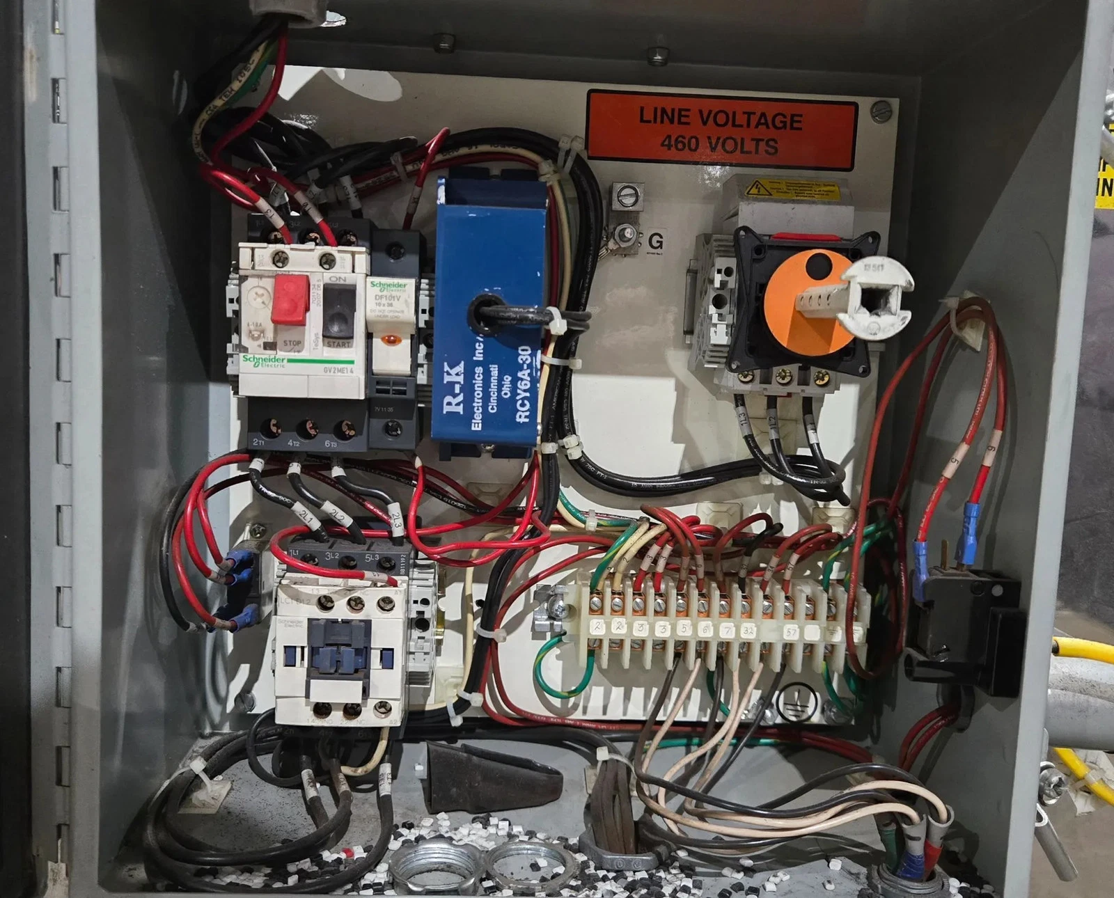 Una-Dyn US15-15504 5HP Vacuum Pump System 460V 3PH with Hopper USED - Image 5