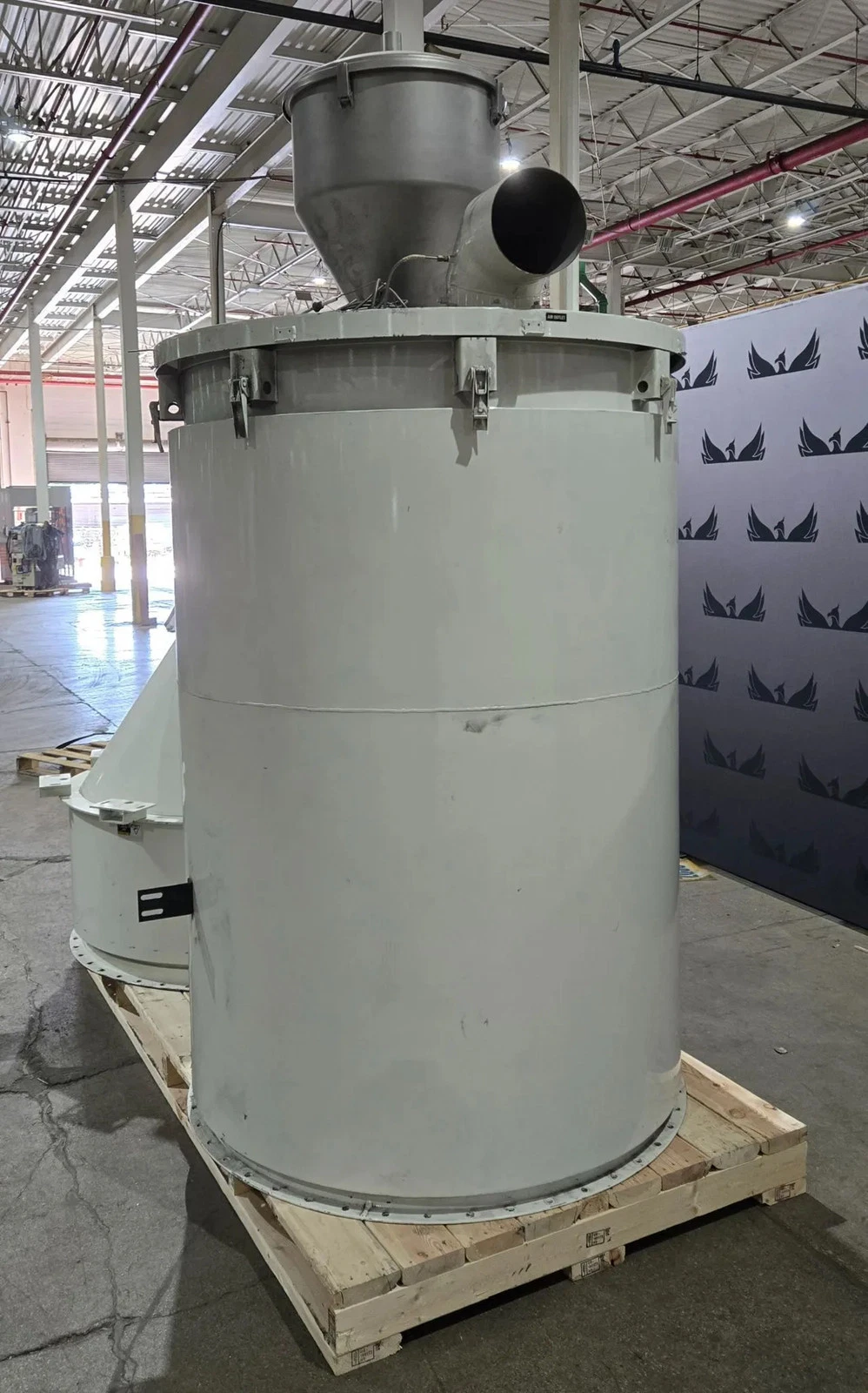 UNA-DYN Insulated Material Hopper USED - Image 6