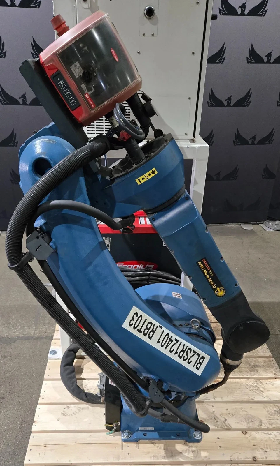 Fanuc Arc Mate 120iD Complete with R-30iB Plus Controller and TPS 400i Weld System USED - Image 4