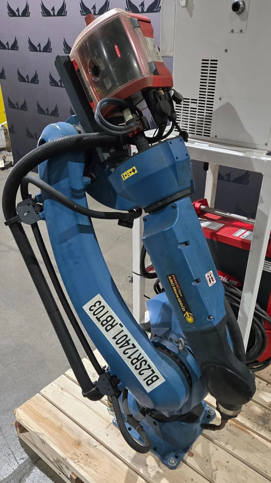 Fanuc Arc Mate 120iD Complete with R-30iB Plus Controller and TPS 400i Weld System USED - Image 5