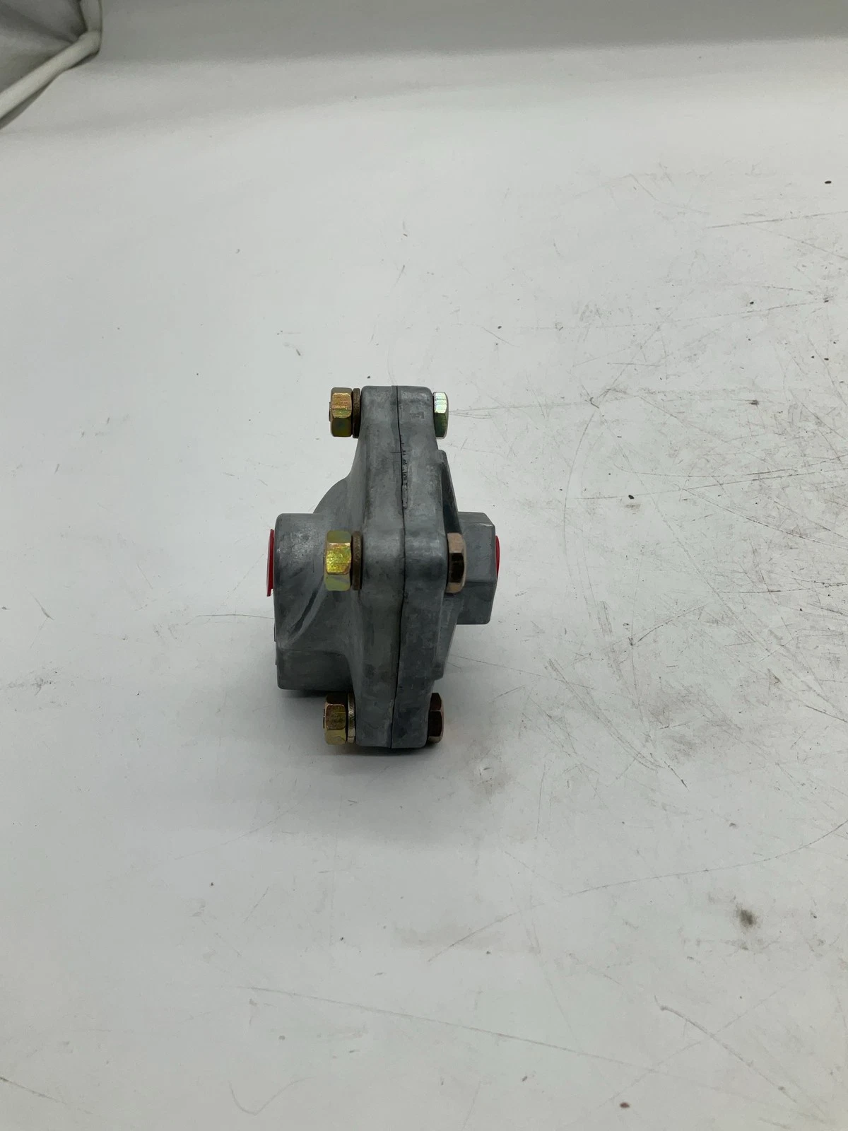 ASCO V0431 1/4" Quick Exhaust Shuttle Valve USED - Image 4