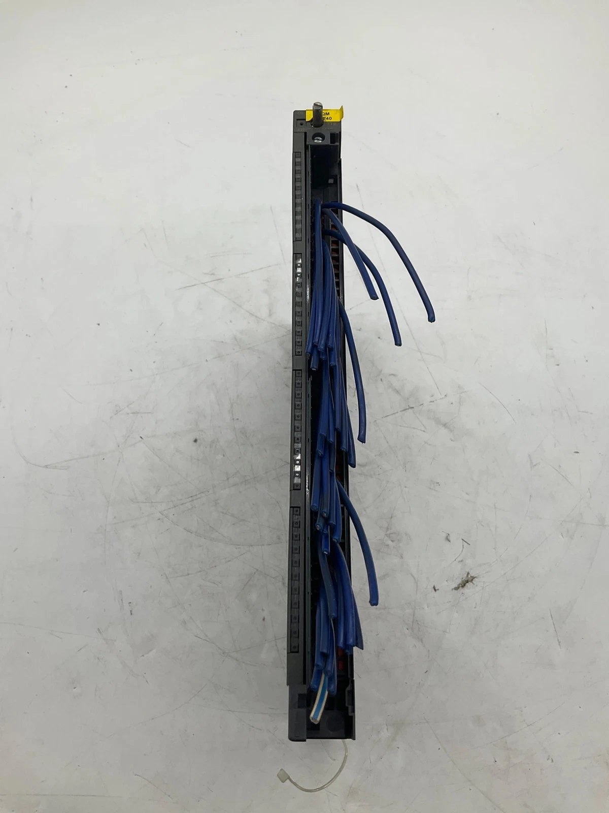 Siemens 6ES7 422-1BL00-0AA0 SIMATIC S7-400 SM 422 32-Channel Digital Output Module USED - Image 4