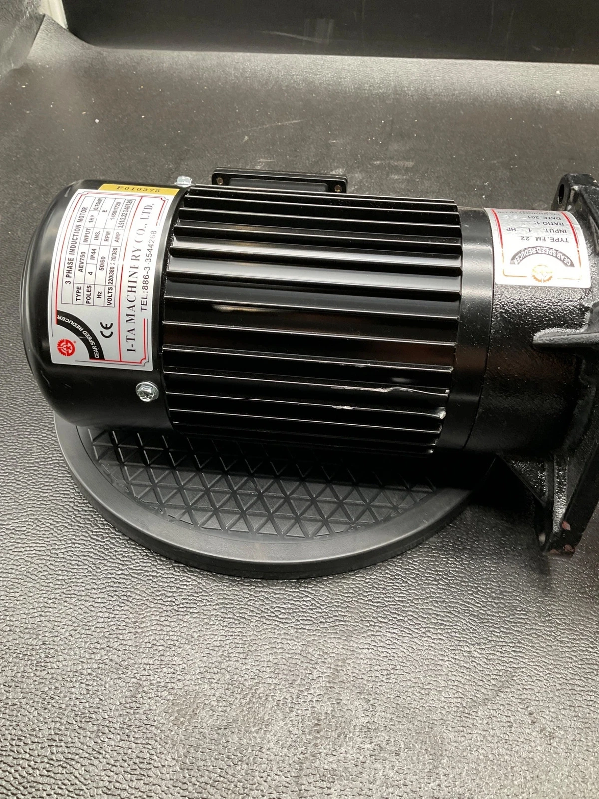 I-TA FM22 7:1 Gearmotor 1 HP 220/380V 3-Phase USED - Image 5