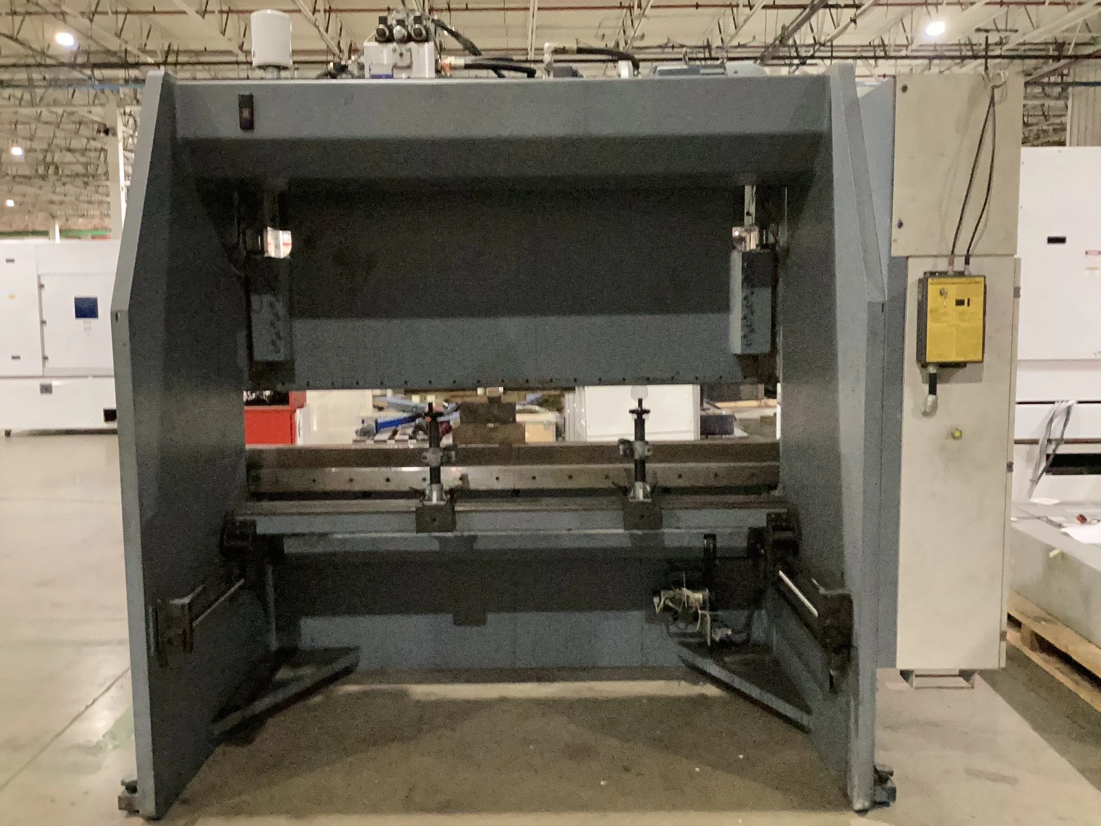 HACO ERMS 25100 Hydraulic Press Brake 100 Ton USED - Image 5