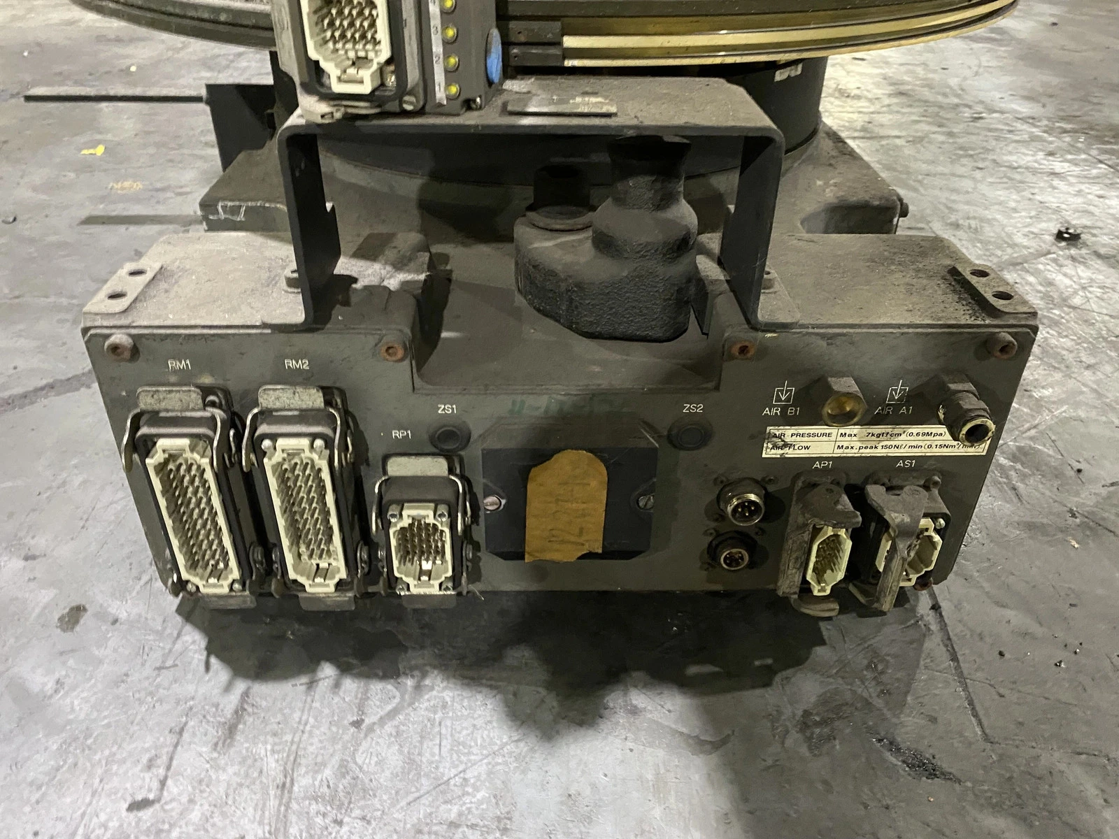 FANUC - M-900iA/350 - ROBOT ONLY - PARTS ONLY - Image 5