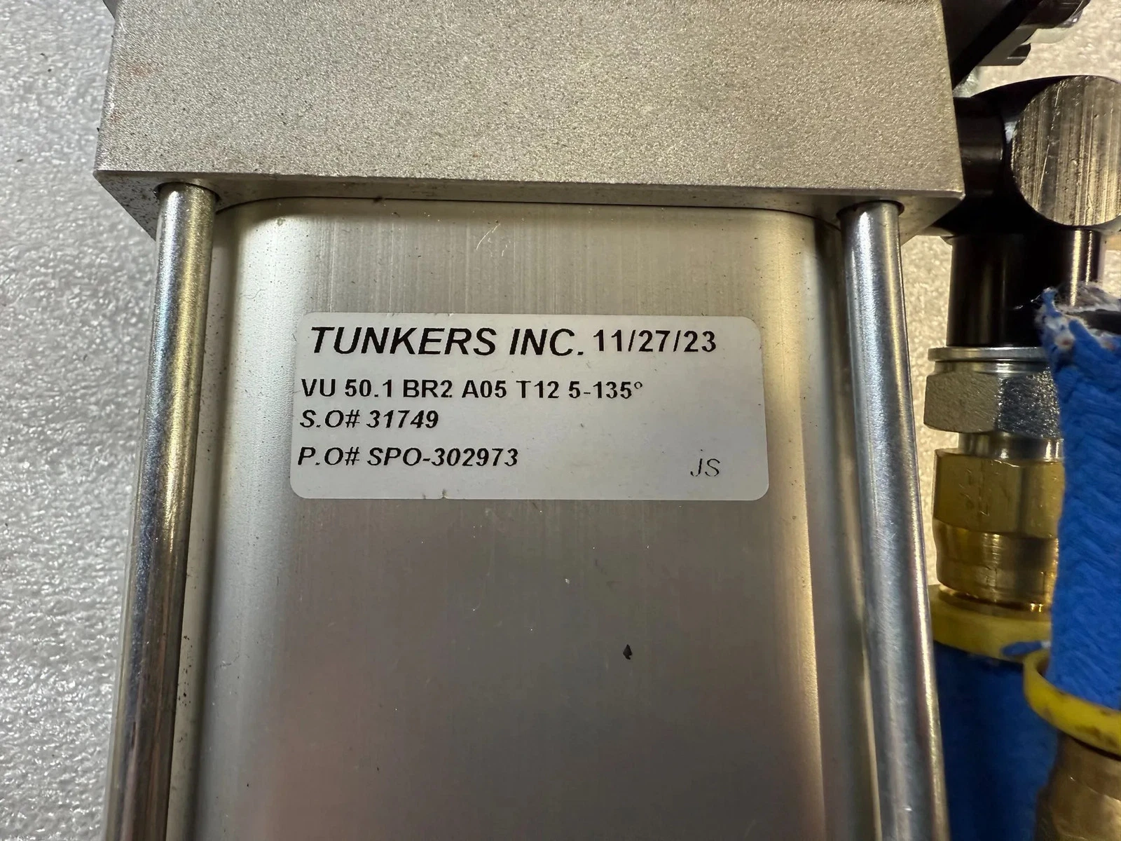 TUNKERS VU 50.1 BR2 A05 T12 5–135° Pneumatic Clamp USED - Image 4