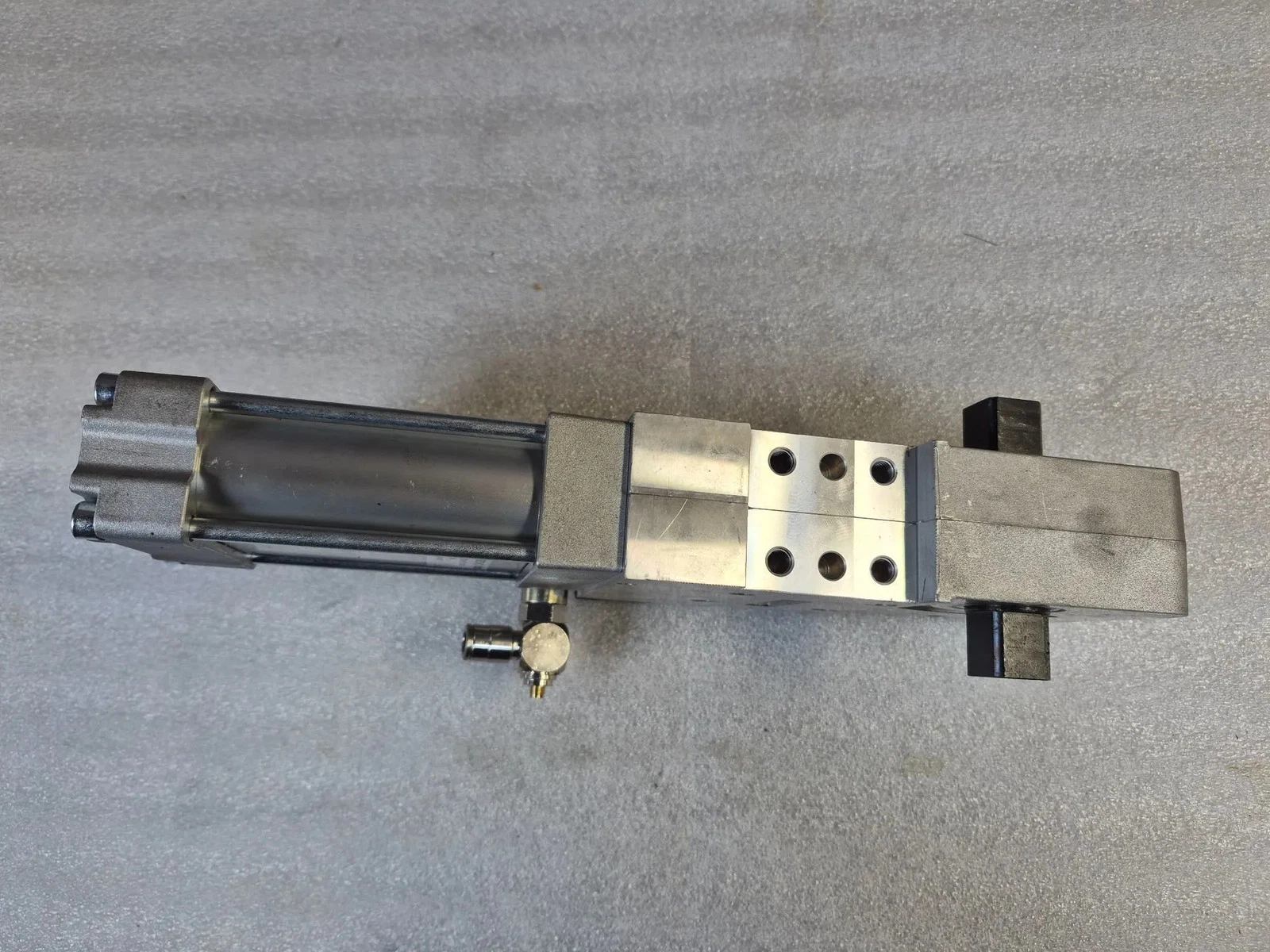 TUNKERS VU 50.1 BR2 A05 T12 5-135° Pneumatic Clamp USED - Image 4