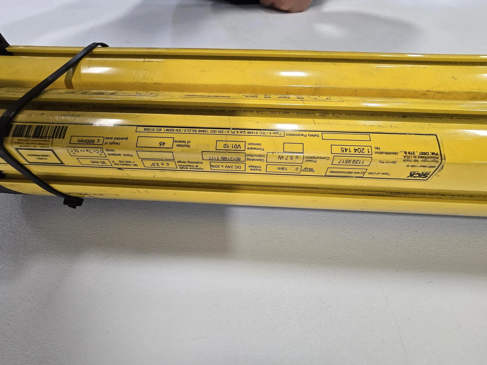 SICK XC40E-0903A0A0CAB0/XC40S-0903A0A0CAB0 LIGHT CURTAIN SET USED - Image 4