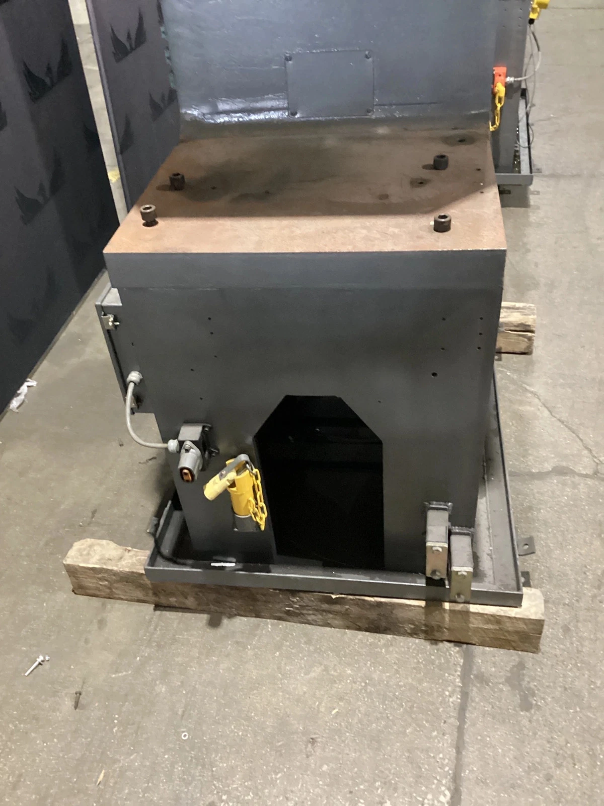 Air-Hydraulics HP545-50 Hydraulic Press USED - Image 4