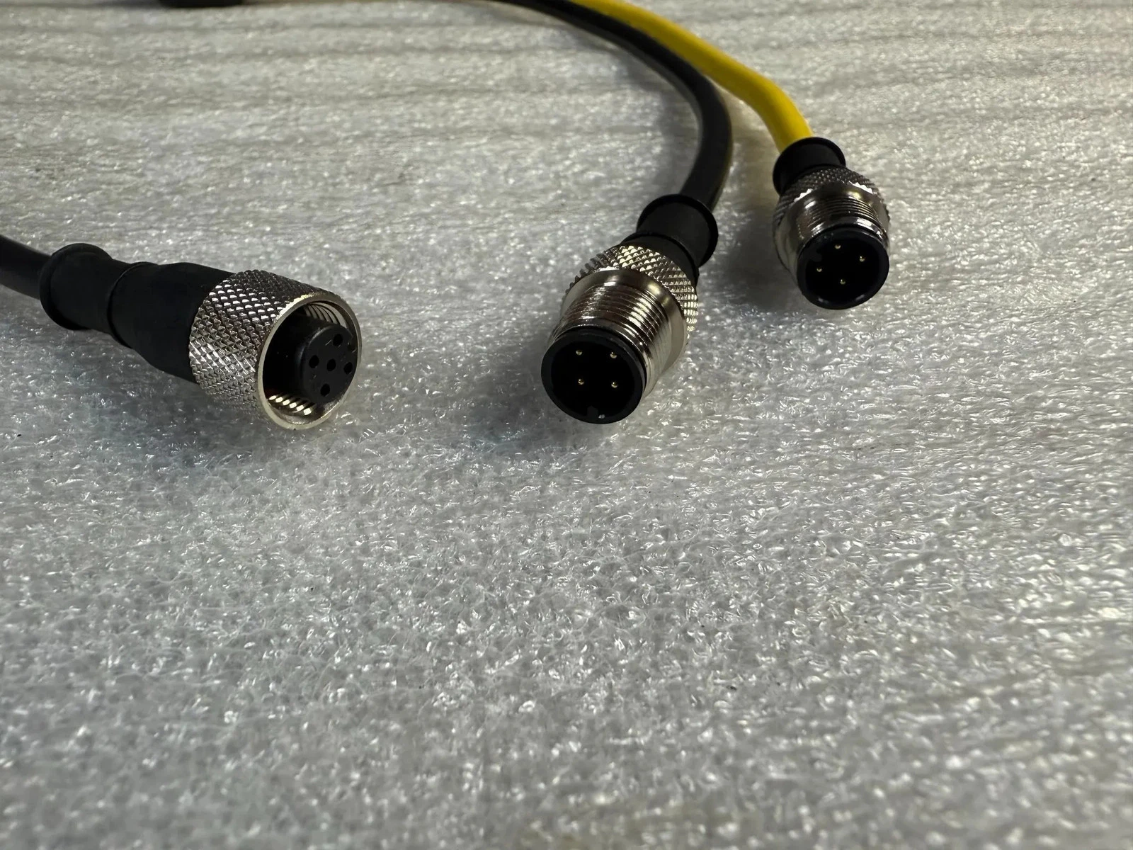 Banner 79657 CSF-M12F51M12M41 M12 Y Splitter Cordset NEW - Image 2