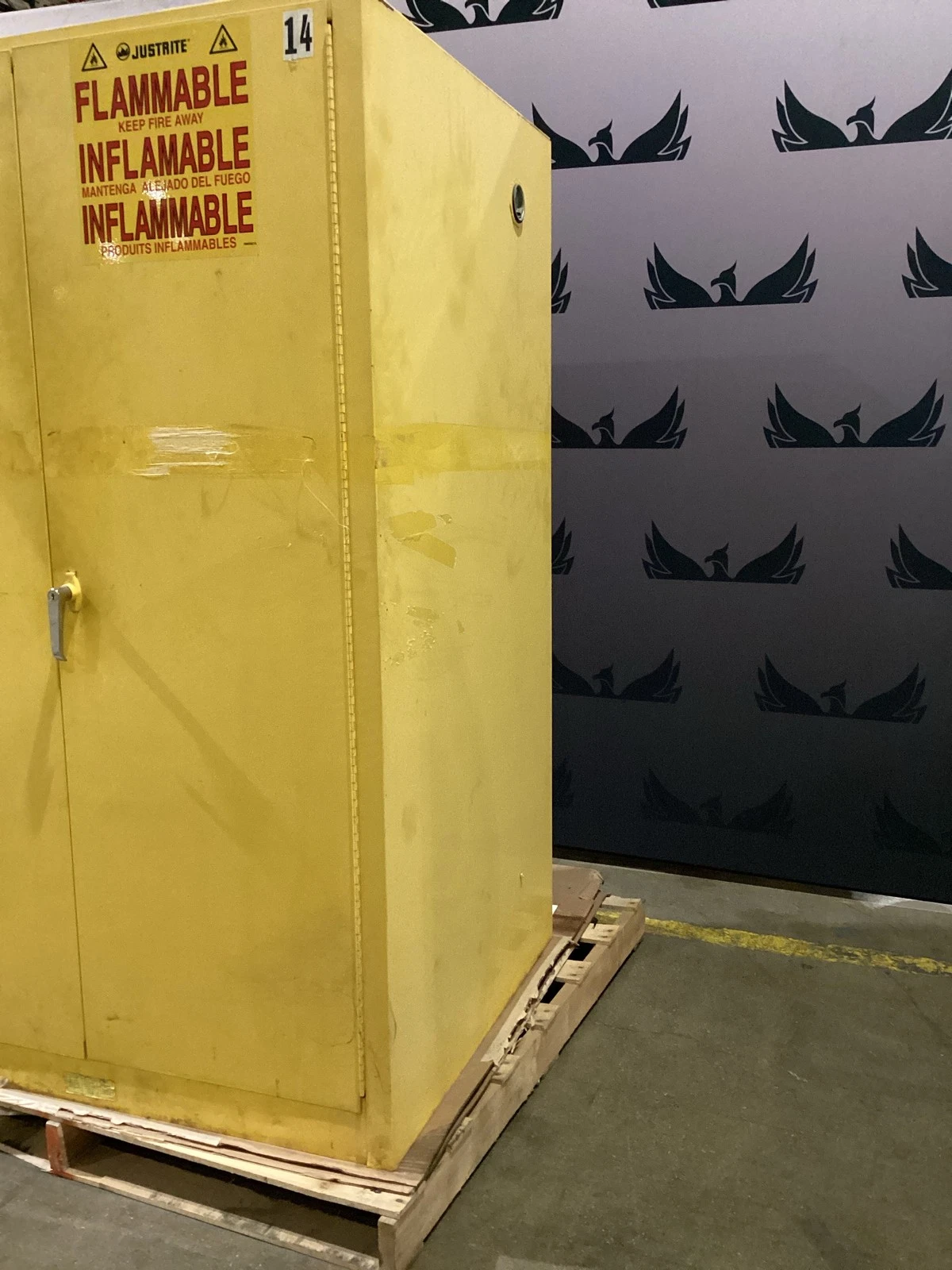 Justrite 25860 90 Gallon Flammable Liquid Storage Cabinet USED - Image 5