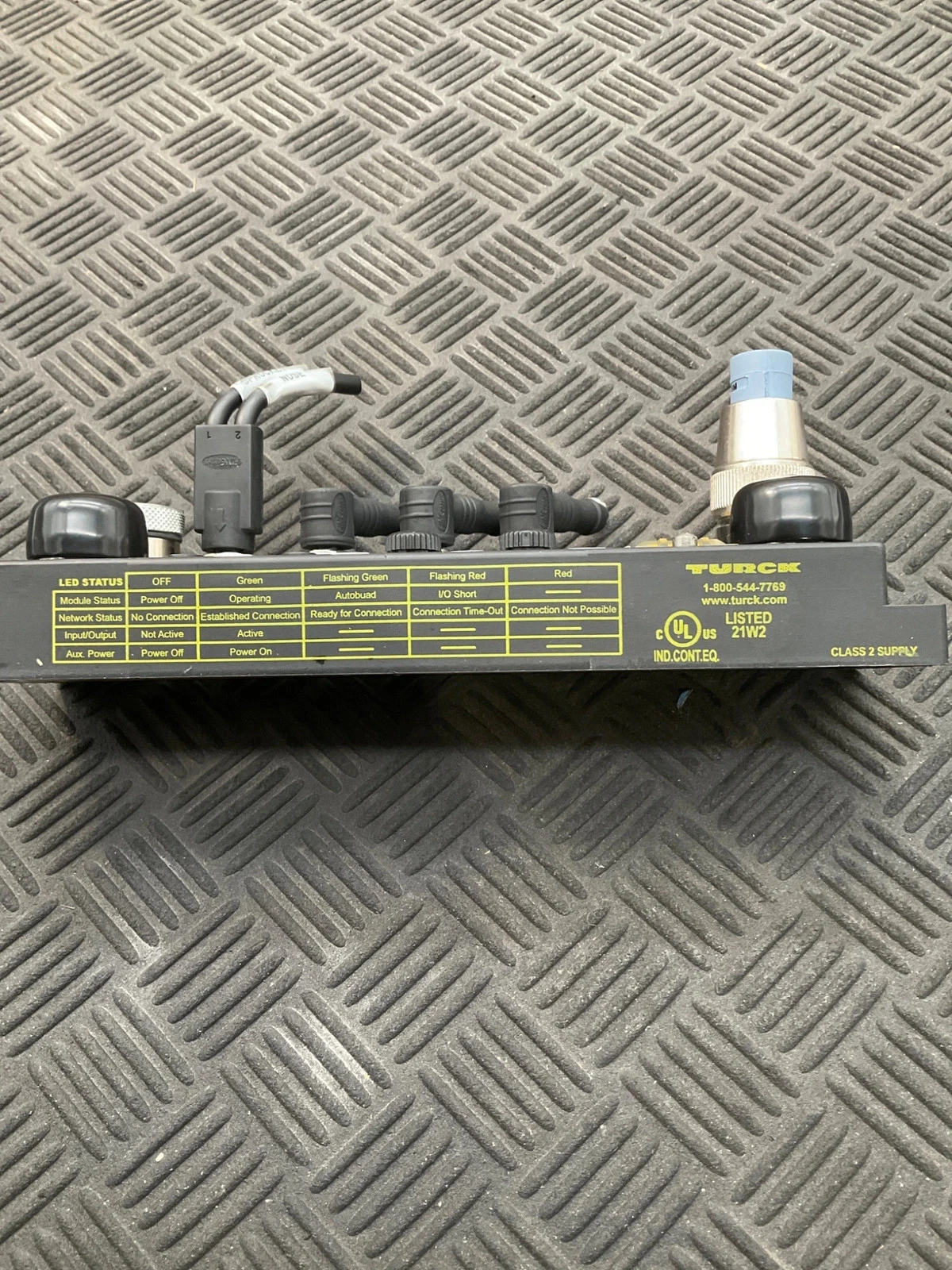 TURCK FDNF-S0808G-TT/CS30064 DeviceNet 8-In / 8-Out Remote I/O Module USED - Image 2