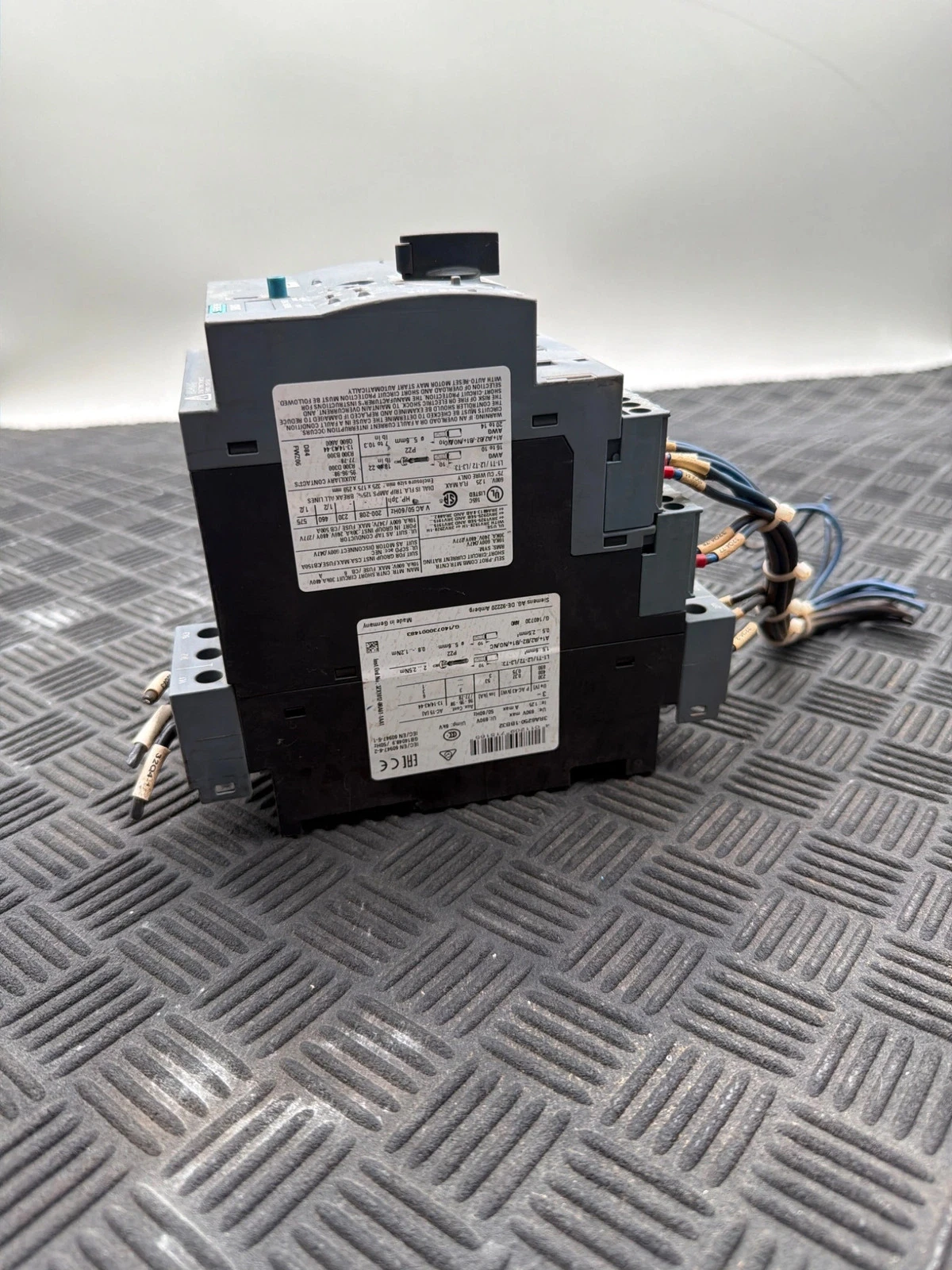 SIEMENS 3RA6250-1BB32 24V, 3-Pole Reversing Starter USED - Image 5