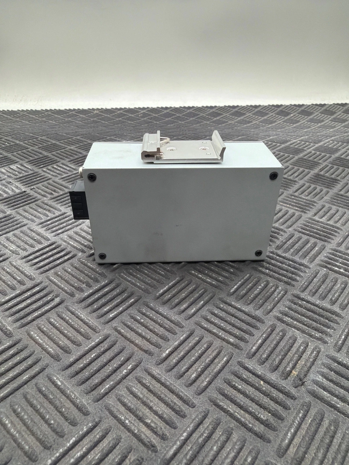 ALLEN BRADLEY 1783-US8T Stratix 2000 Ethernet Switch USED - Image 6