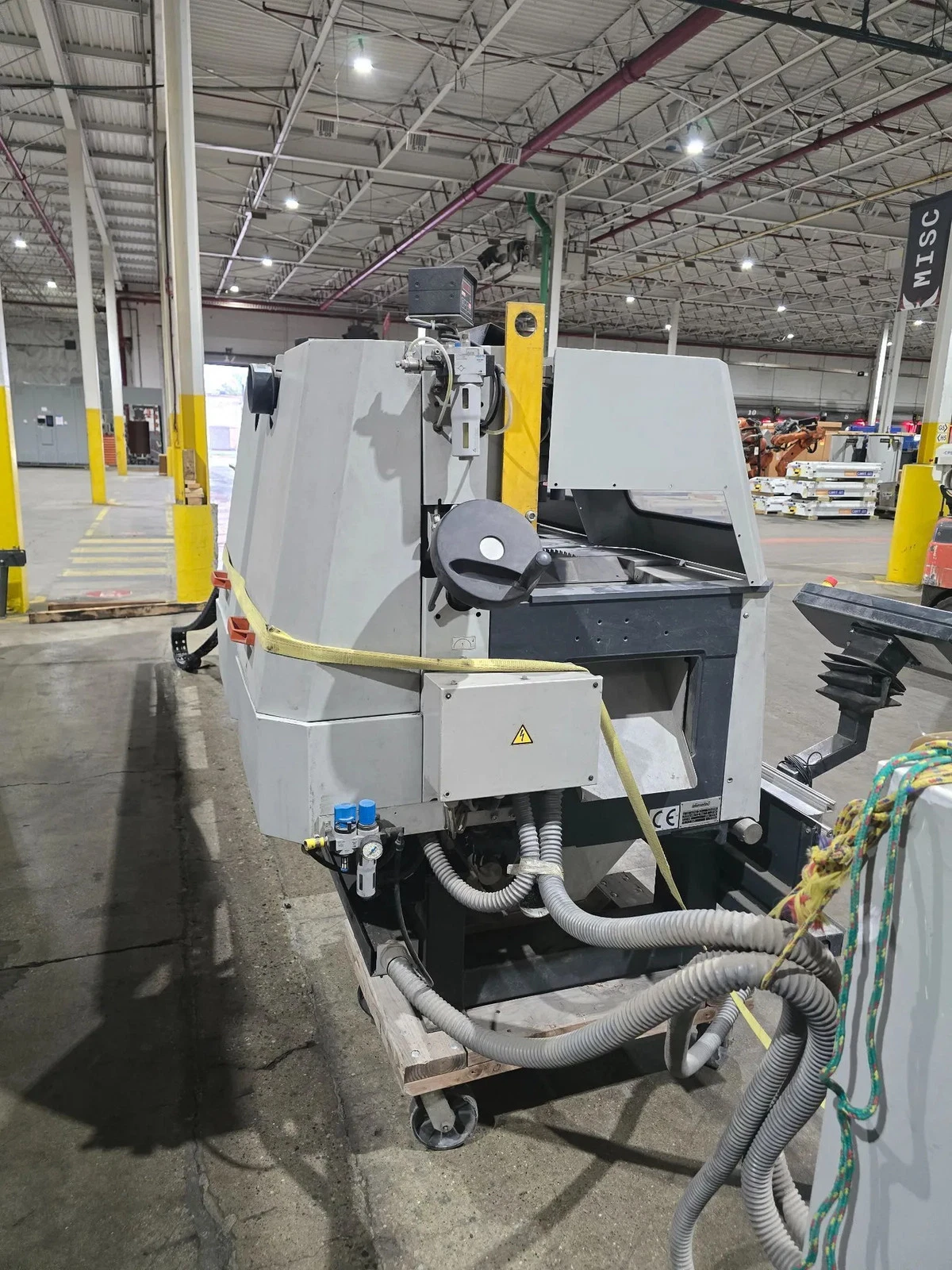 ELUMATEC DG142 Double Cut Miter Saw with Travel Rail & Controls USED - Image 5
