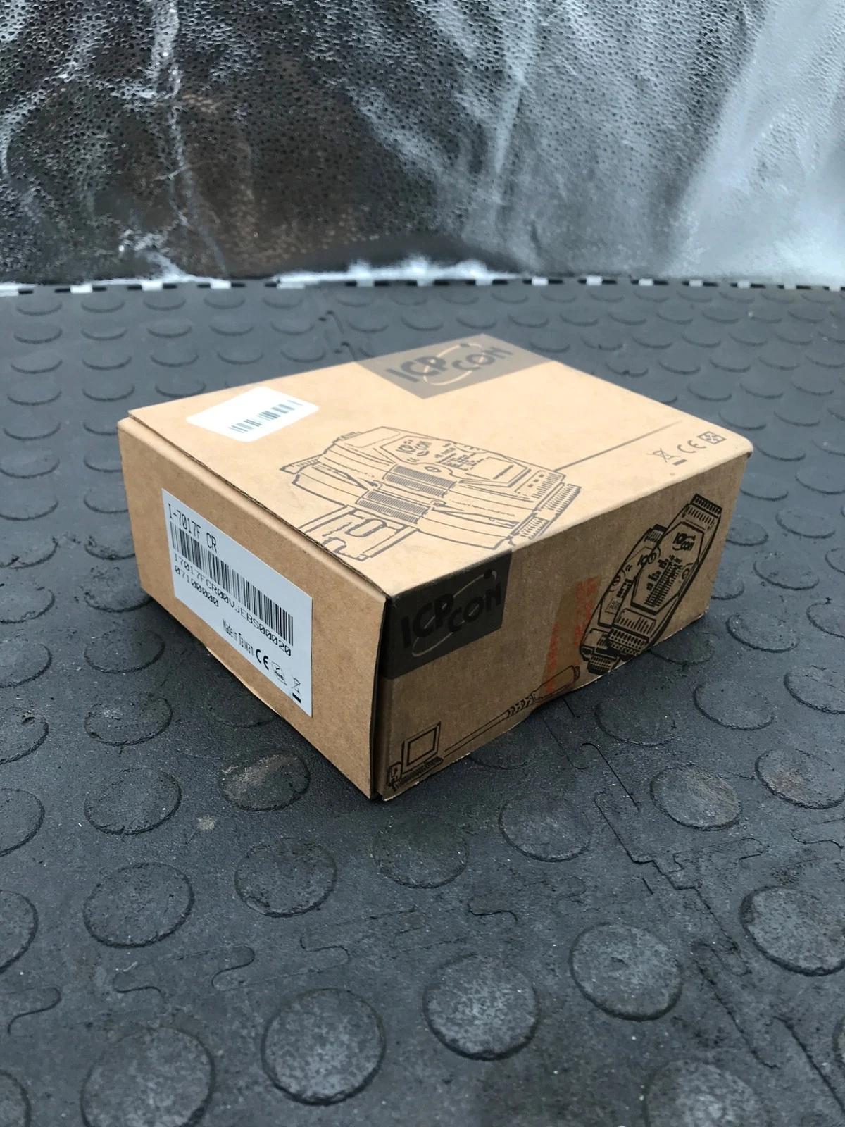 ICP CON I-7017F CR Analog Input Module NEW - Image 5