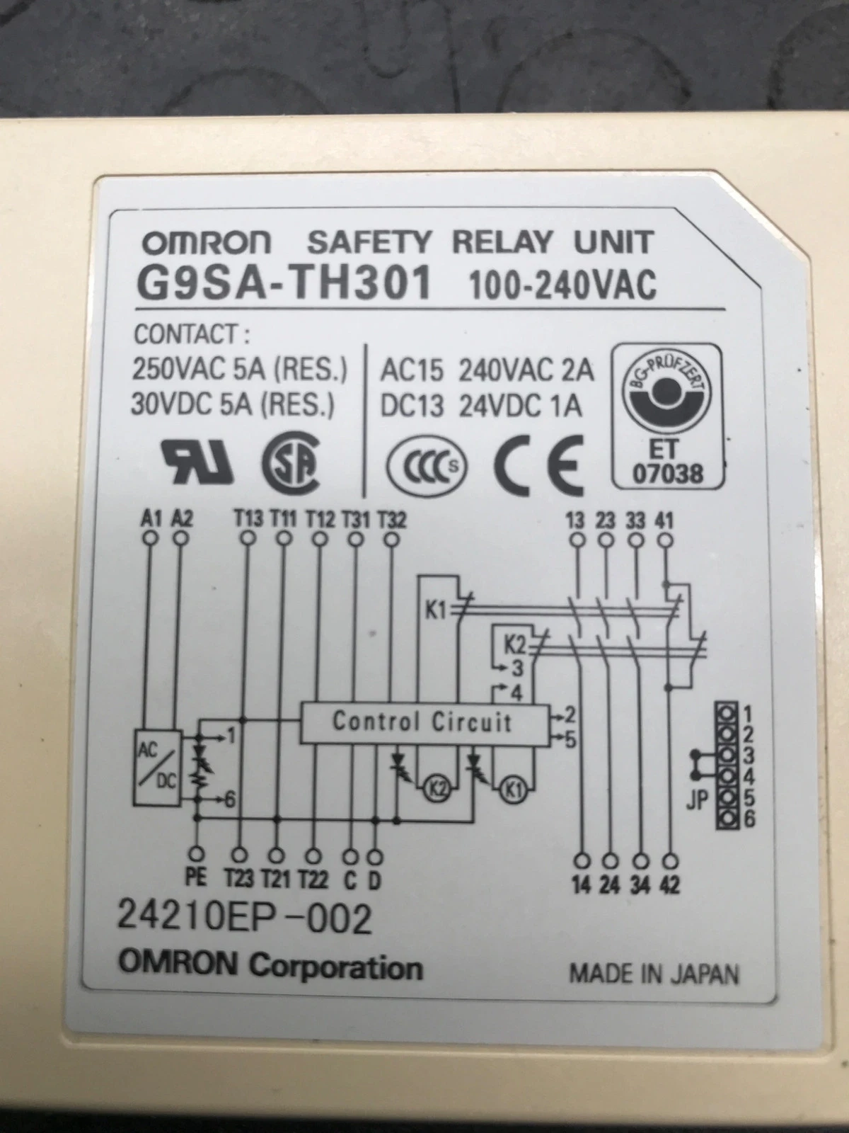 OMRON G9SA-TH301 Safety Relay 100–240VAC USED - Image 3