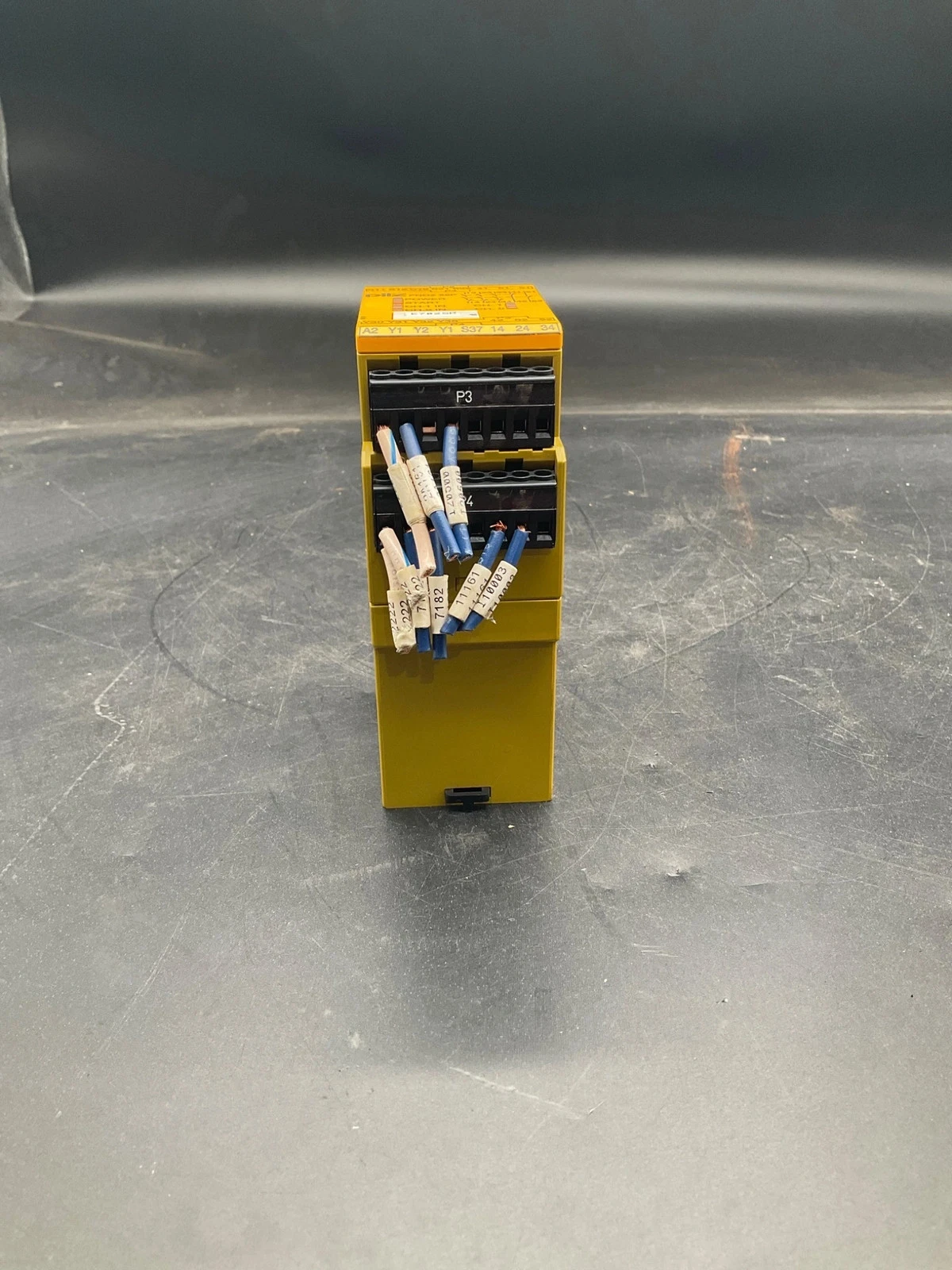 PILZ PNOZ X8P 24 VDC Safety Relay USED - Image 5