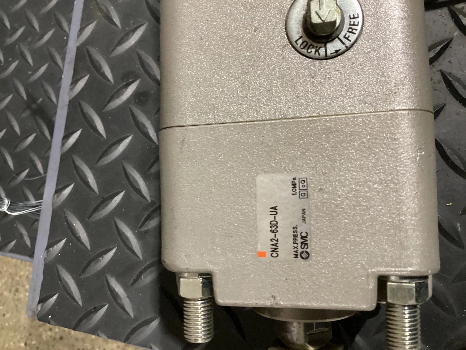 SMC CNA2-63D-UA 63 mm Power Lock Cylinder USED - Image 5