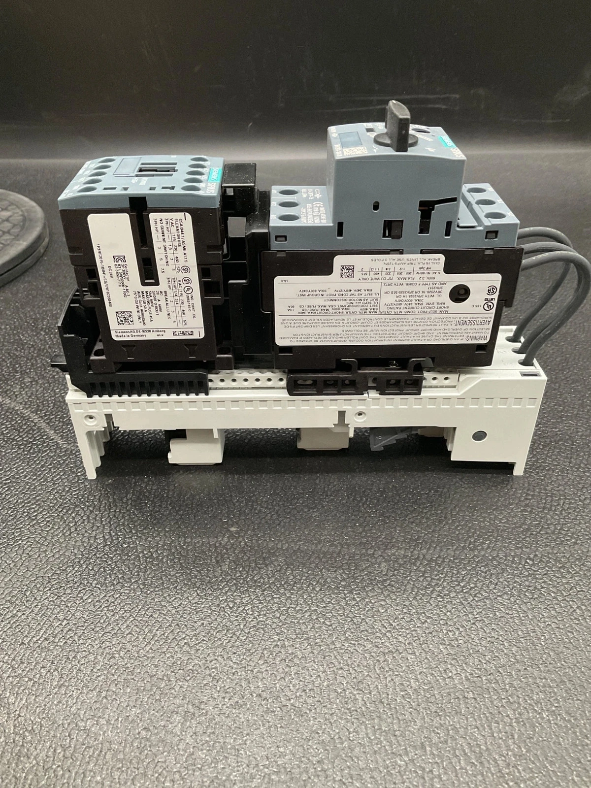 SIEMENS 3RA21101DD151BB4 Direct Starter S00 400VAC 2.2–3.2A NEW - Image 2