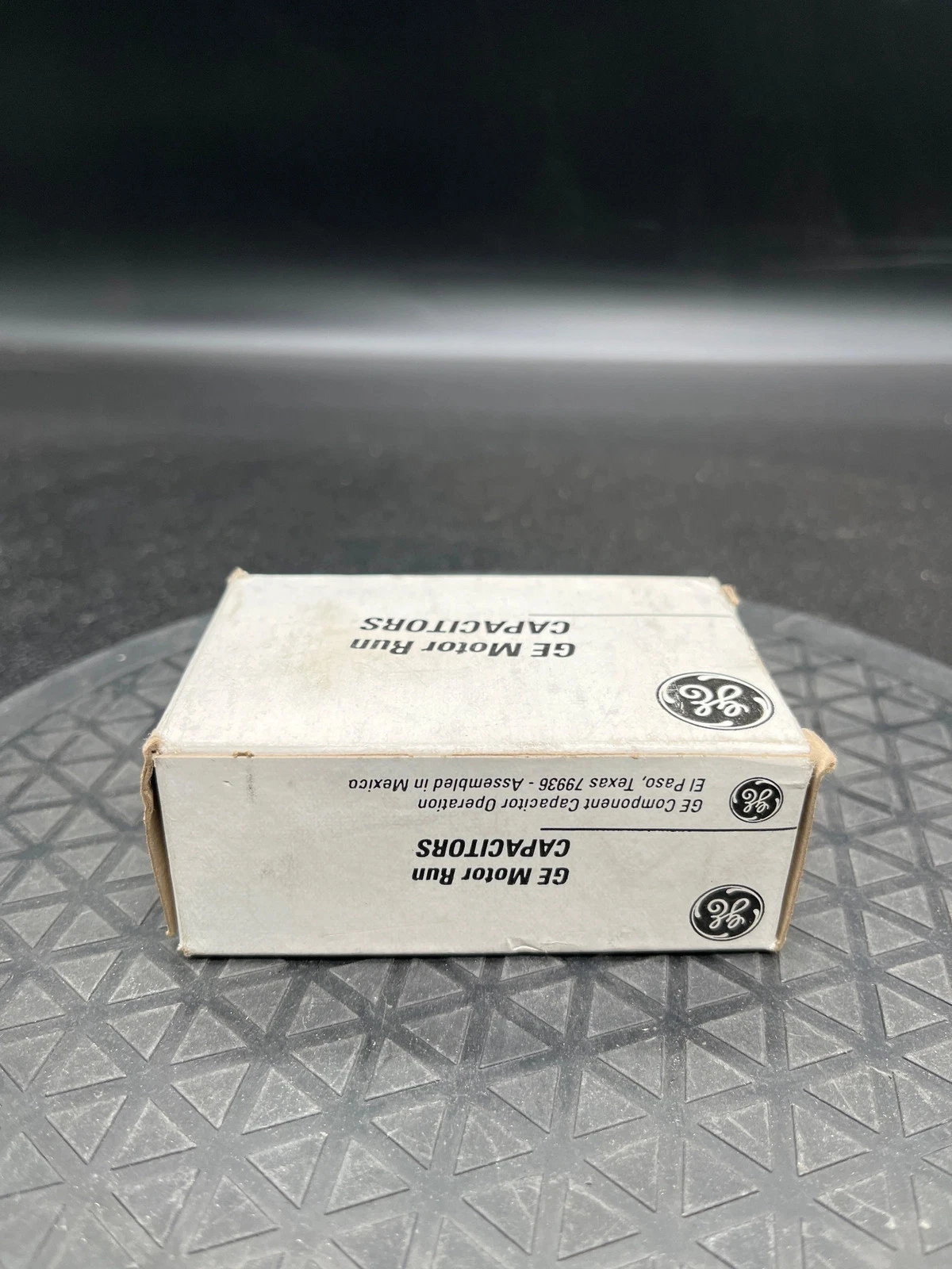 GENERAL ELECTRIC 97F9002 Capacitor 10µF 370VAC 50/60Hz NEW - Image 3
