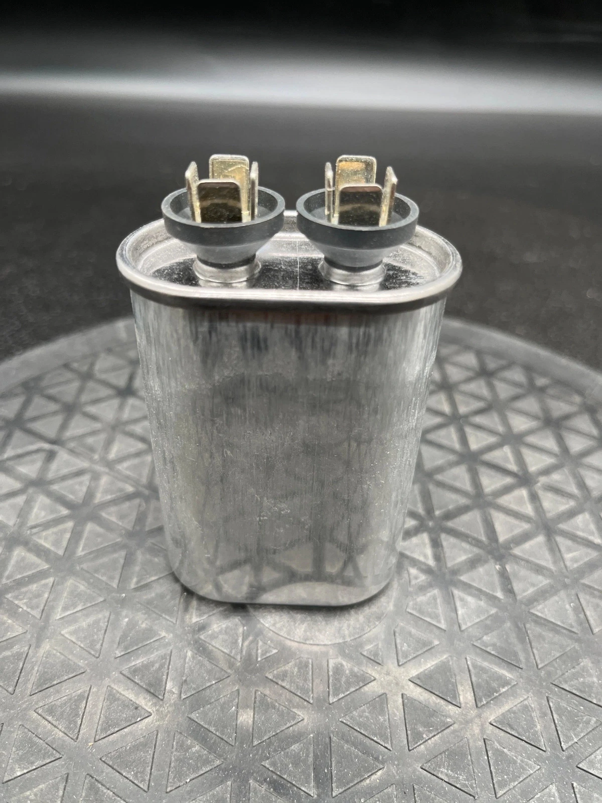 GENERAL ELECTRIC 97F9002 Capacitor 10µF 370VAC 50/60Hz NEW - Image 8
