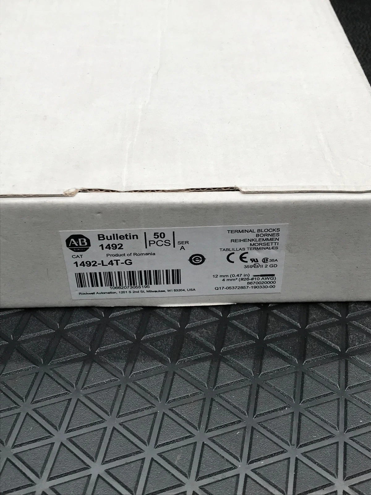 Allen-Bradley 1492-L4T-G Feed-Through Terminal Block Green 4mm² (Box of 50) NEW - Image 6