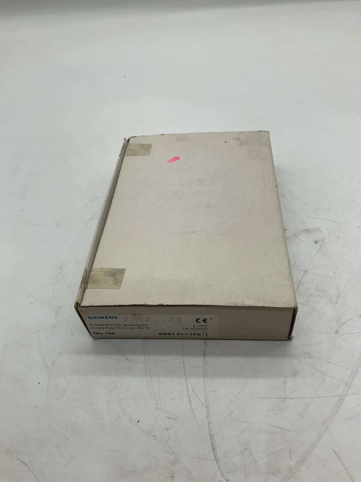 SIEMENS 8WA1 011-1PG.1 Ground Terminal Block 4mm² (Lot Of 100) NEW - Image 2