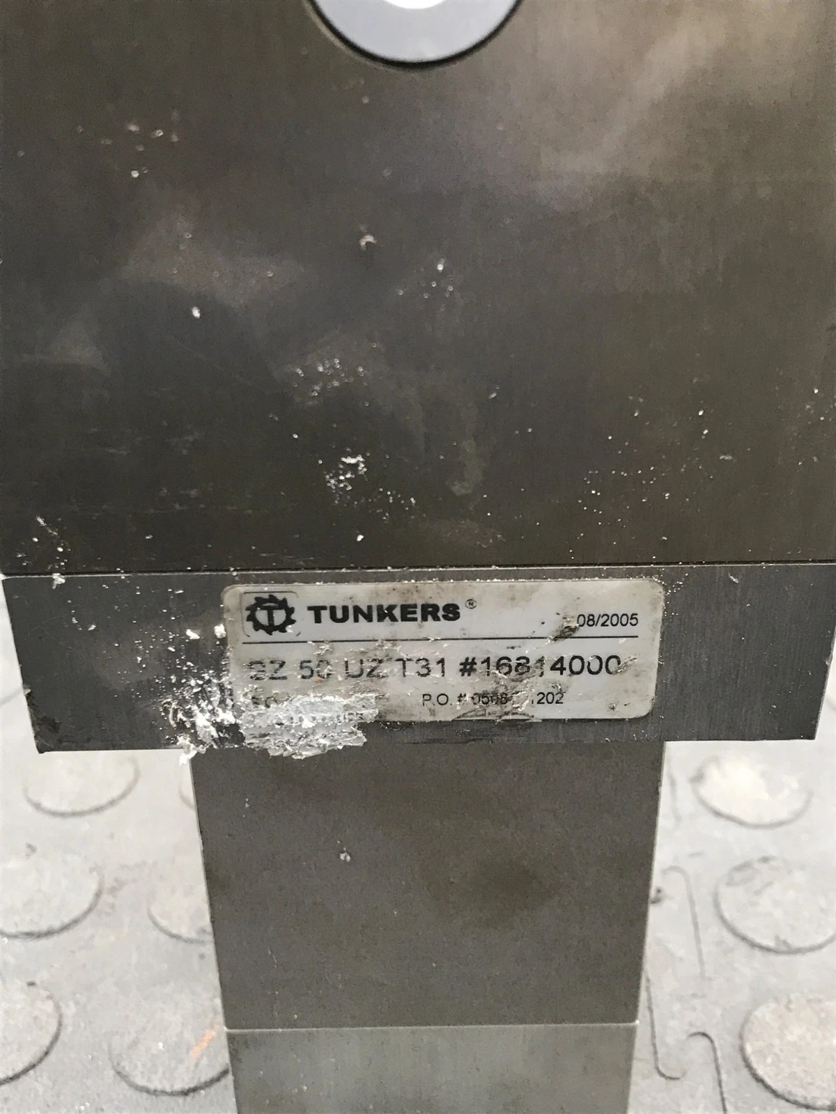 TÜNKERS SZ 50 UZ T31 Pneumatic Swing Clamp USED - Image 2