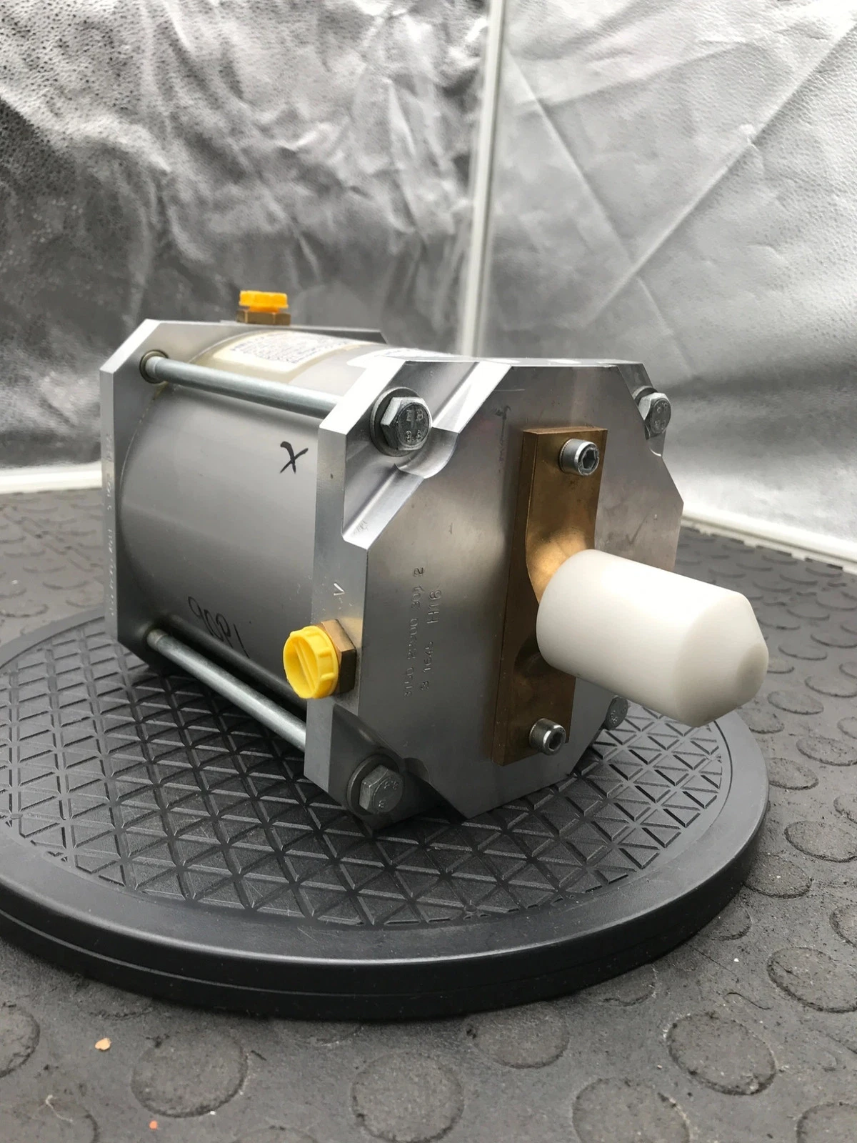 Helu Service 3150 22900 0001 Pneumatic Cylinder Ø125 USED - Image 3