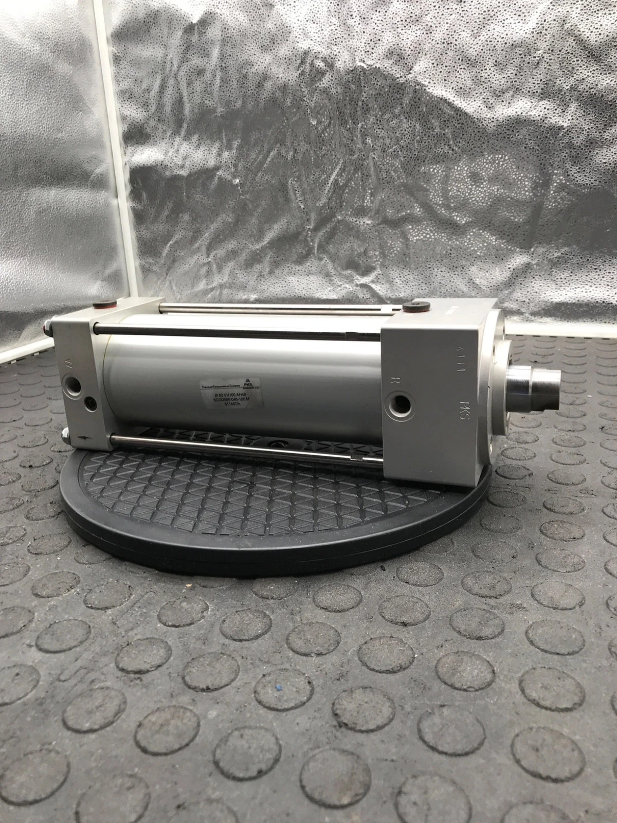 PKS SCDD080-046-100 M Pneumatic Cylinder USED