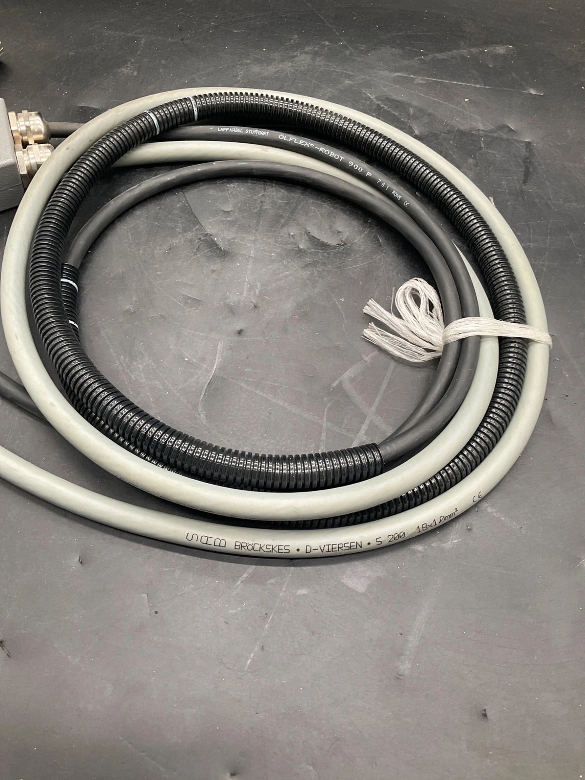 Lapp ÖLFLEX ROBOT 900 P 7G1 / D-Viersen S 200 18x1.0mm² Robot Cable Assembly NEW - Image 3