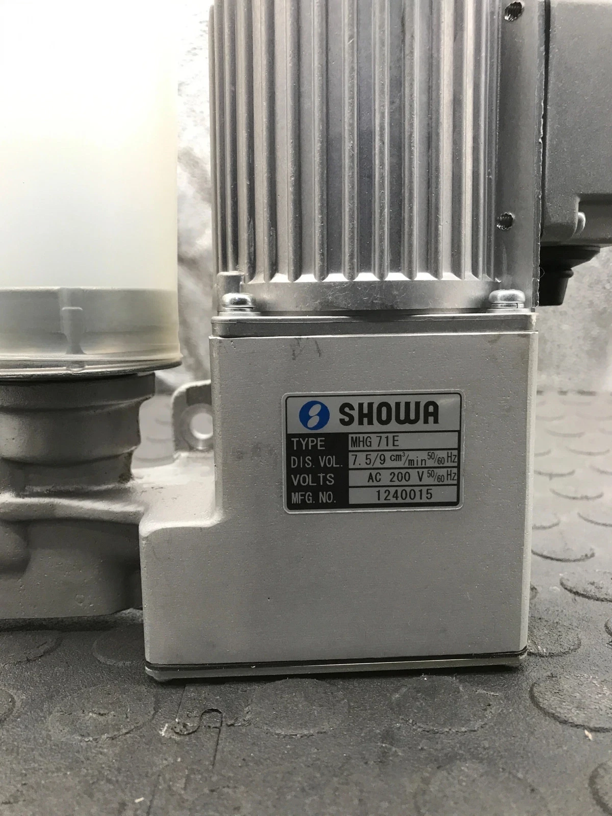 SHOWA MHG 71E Automatic Lubrication Pump USED - Image 2
