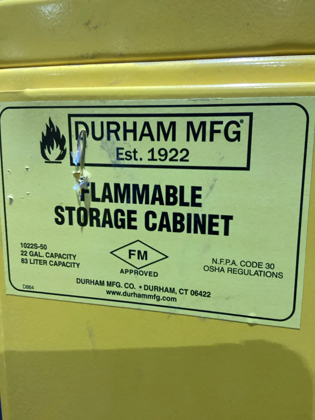 Durham Mfg 1022S-50 22 Gallon Flammable Storage Cabinet USED - Image 4