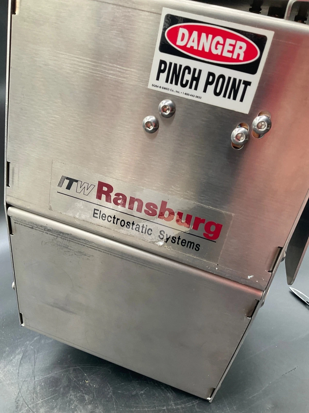 ITW Ransburg 22-1486 Grounded Purge Receptacle Box USED - Image 5