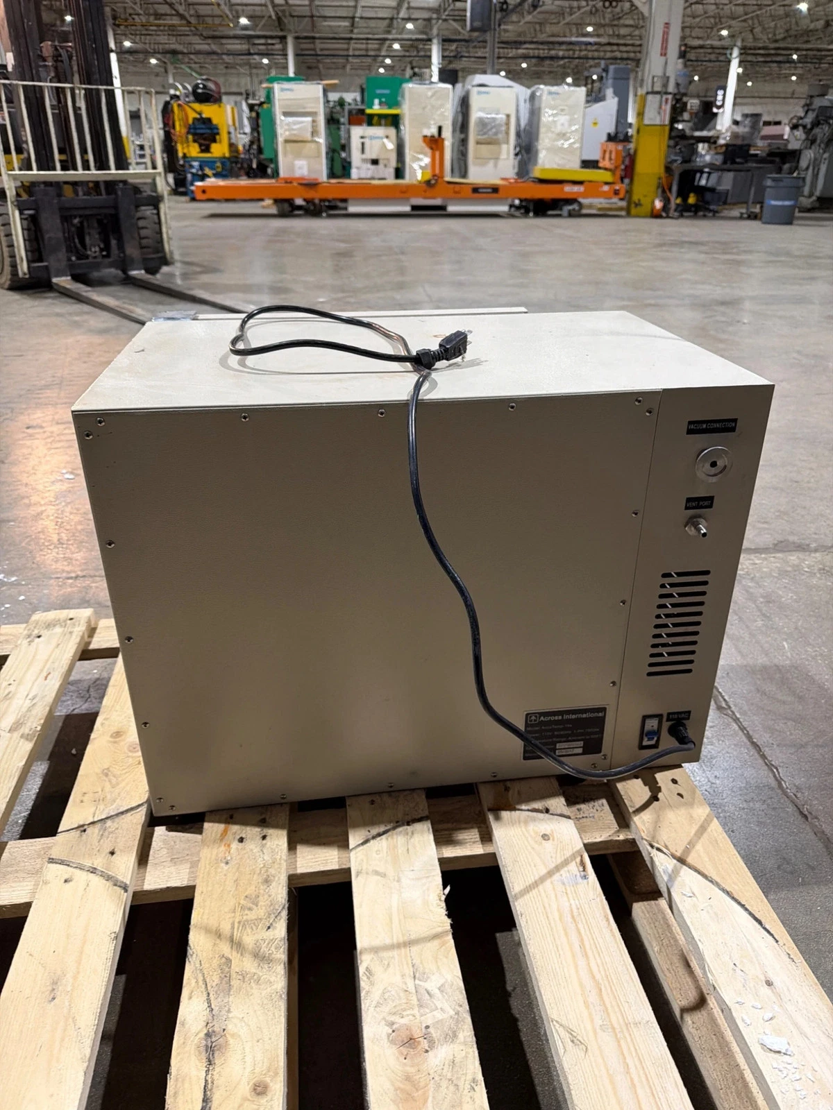 Across International AccuTemp-19s 500°F Vacuum Oven USED - Image 5