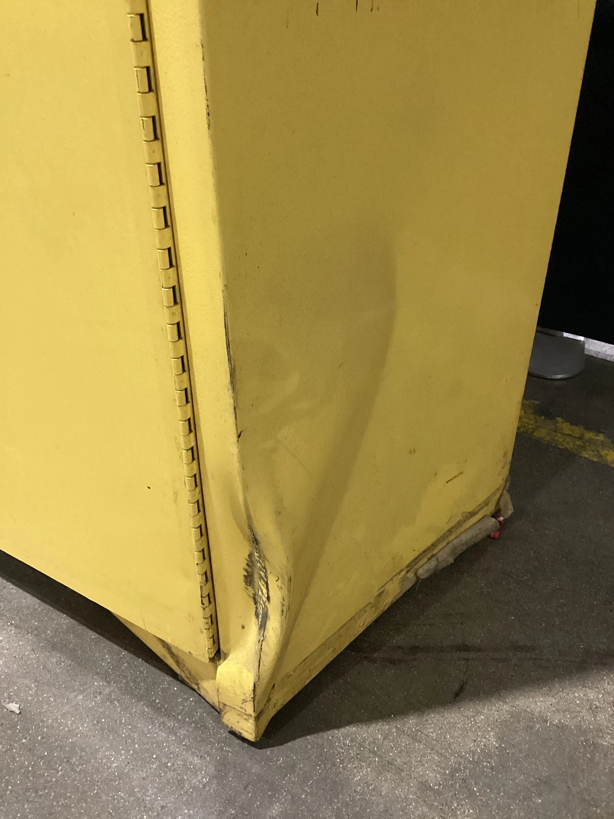 Eagle 1947 45 Gallon Flammable Safety Storage Cabinet USED - Image 5