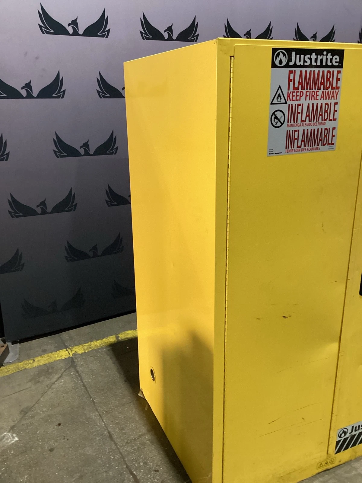 Justrite 899000 Sure-Grip EX 90 Gallon Flammable Liquid Storage Cabinet USED - Image 2