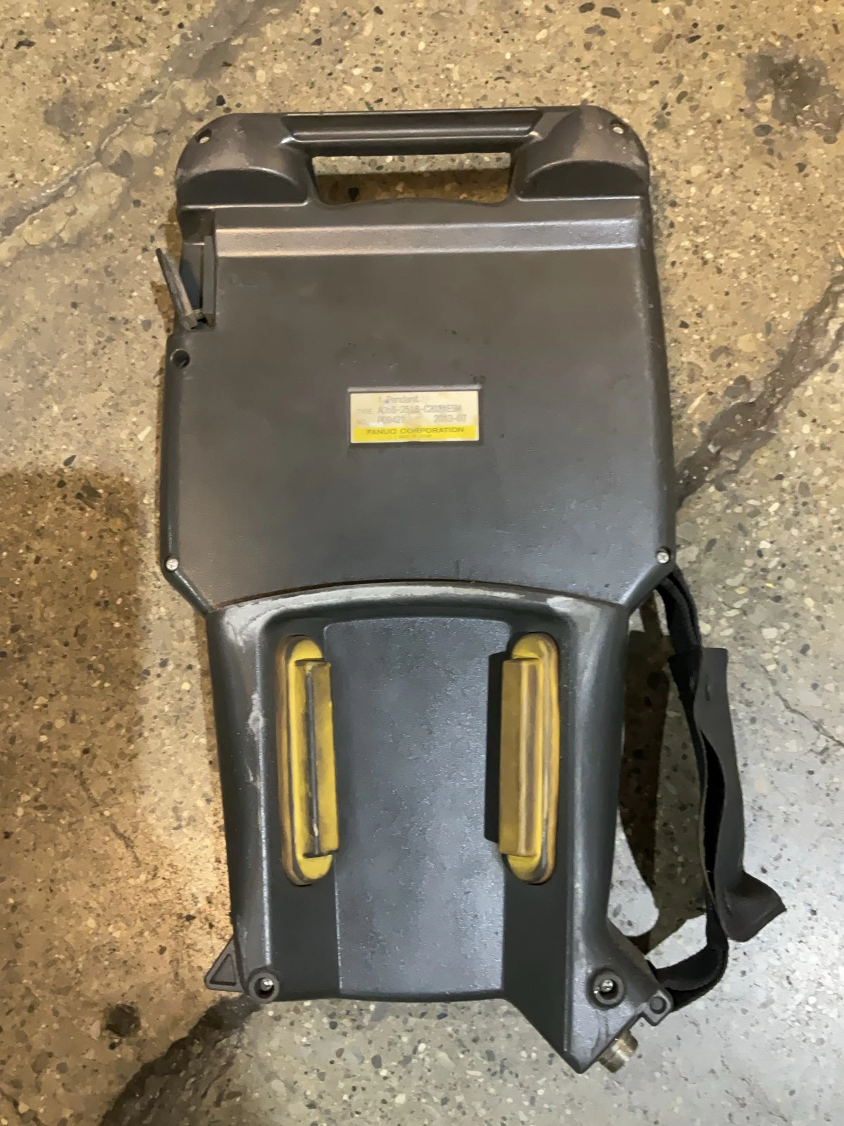 FANUC R-2000iB/210F Complete with R-30iA Controller & Rexroth Weld Inverter USED - Image 12