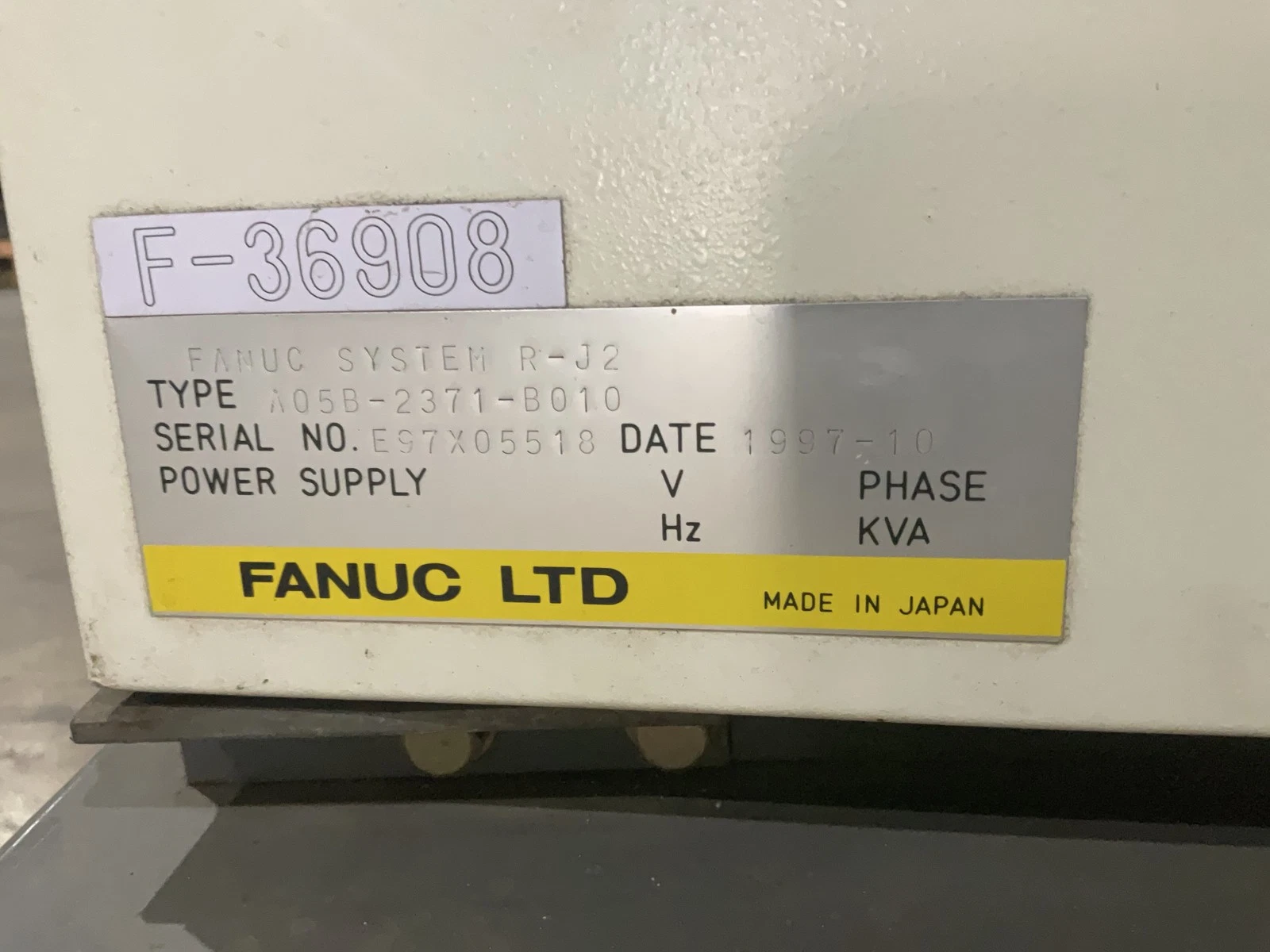 FANUC Arc Mate 100i Complete with R-J2 Controller USED - Image 10