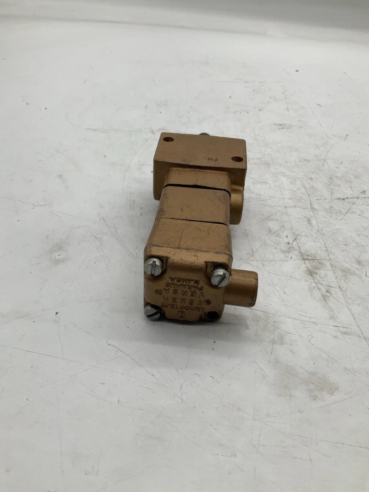 VERSA VAA-3301-130A-150 Air Pilot Valve USED - Image 4