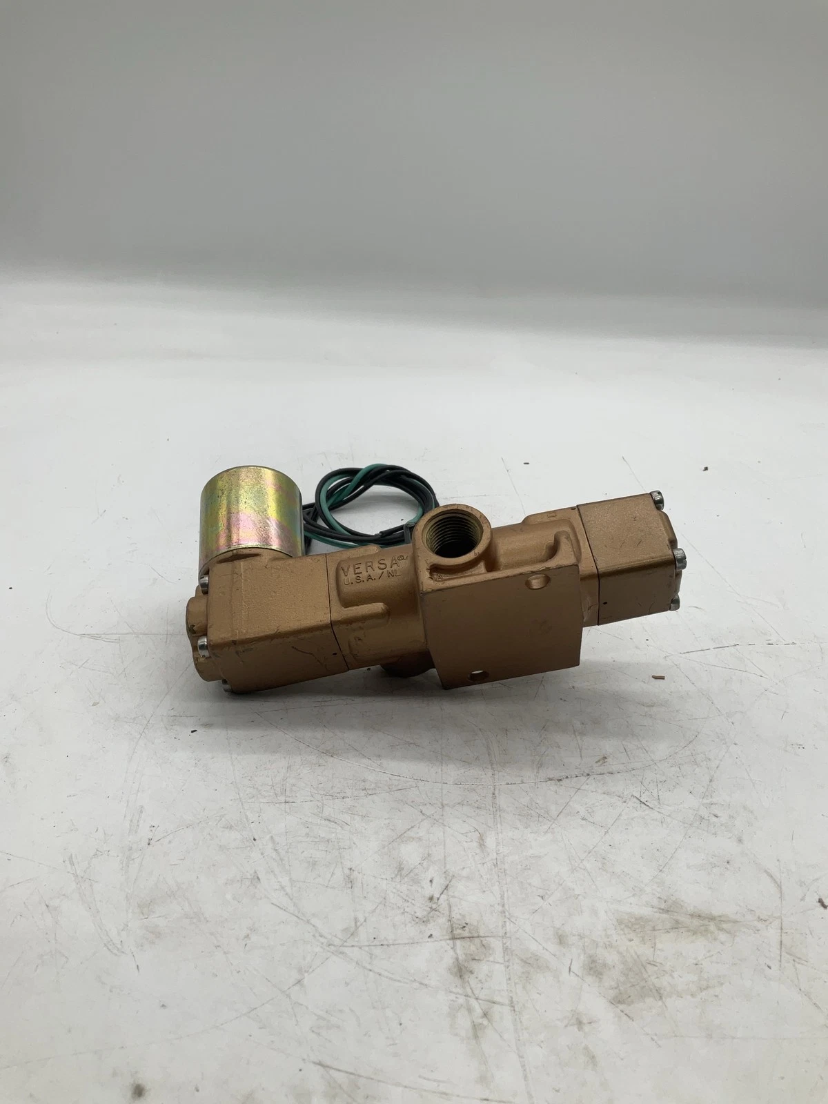 VERSA VSG-3521-U-A120 Solenoid Valve USED - Image 5