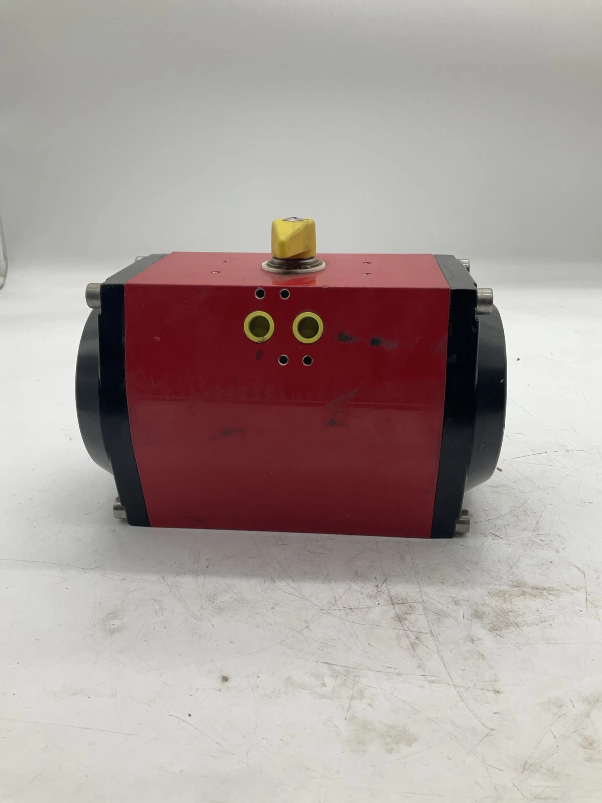 KF Contromatics PAS 1400-4 DLS M5 Pneumatic Valve Actuator USED - Image 4