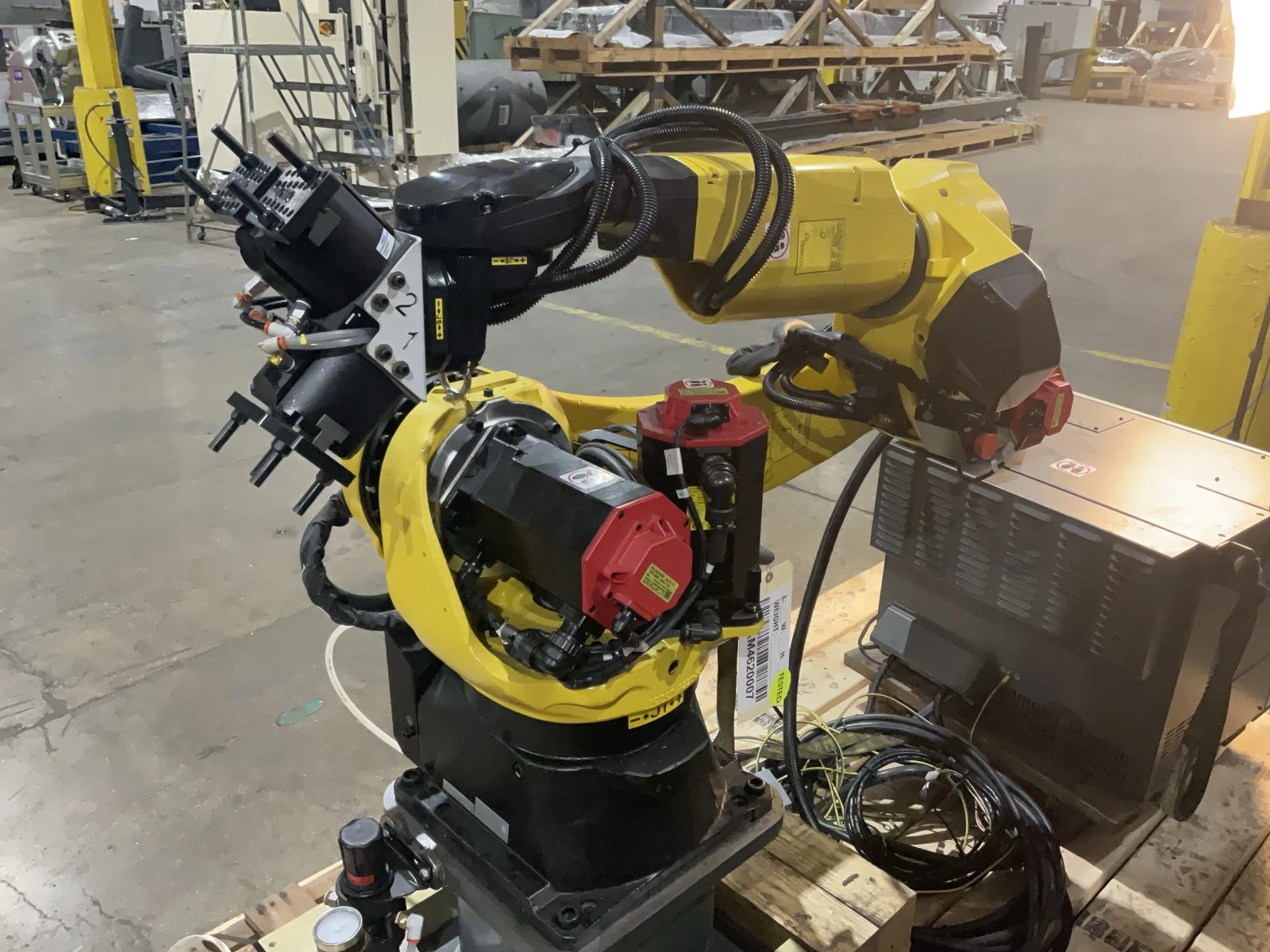 FANUC M-20iD/25 Robot with R-30iB Plus Controller - LOW HOURS -USED - Image 3