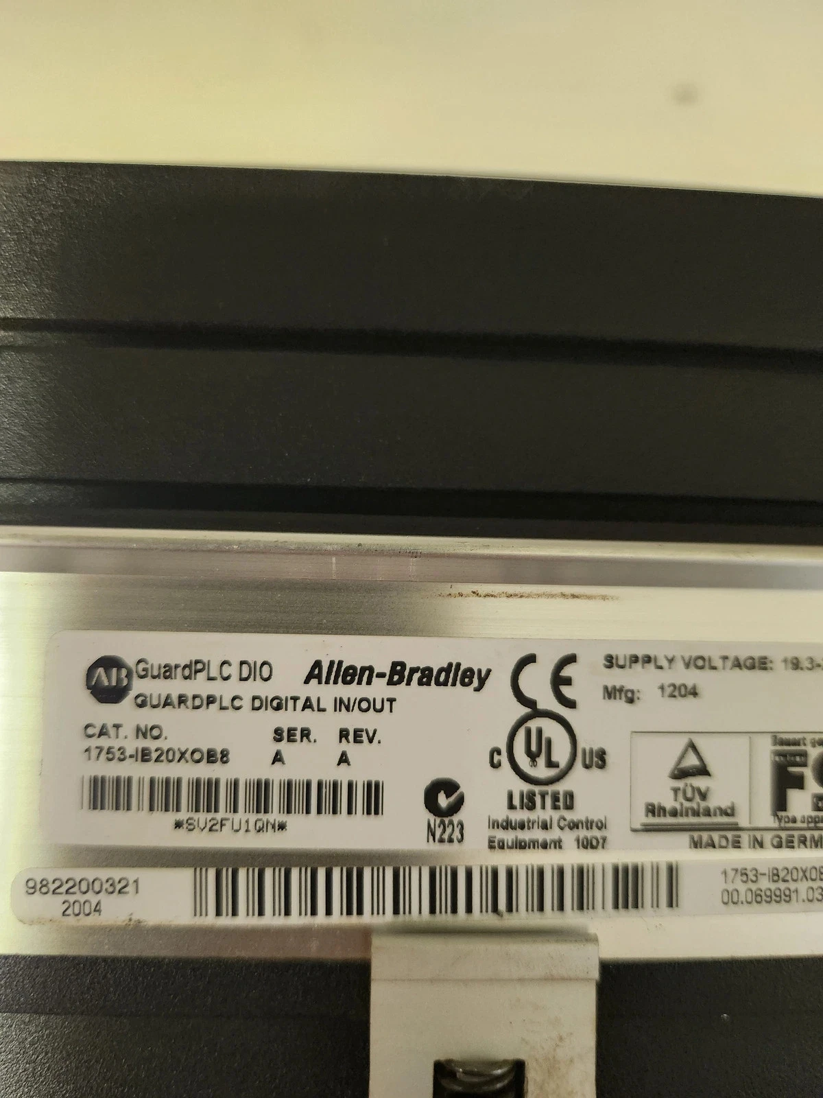 ALLEN-BRADLEY 1753-IB20XOB8/A GuardPLC Safety I/O Module USED - Image 2