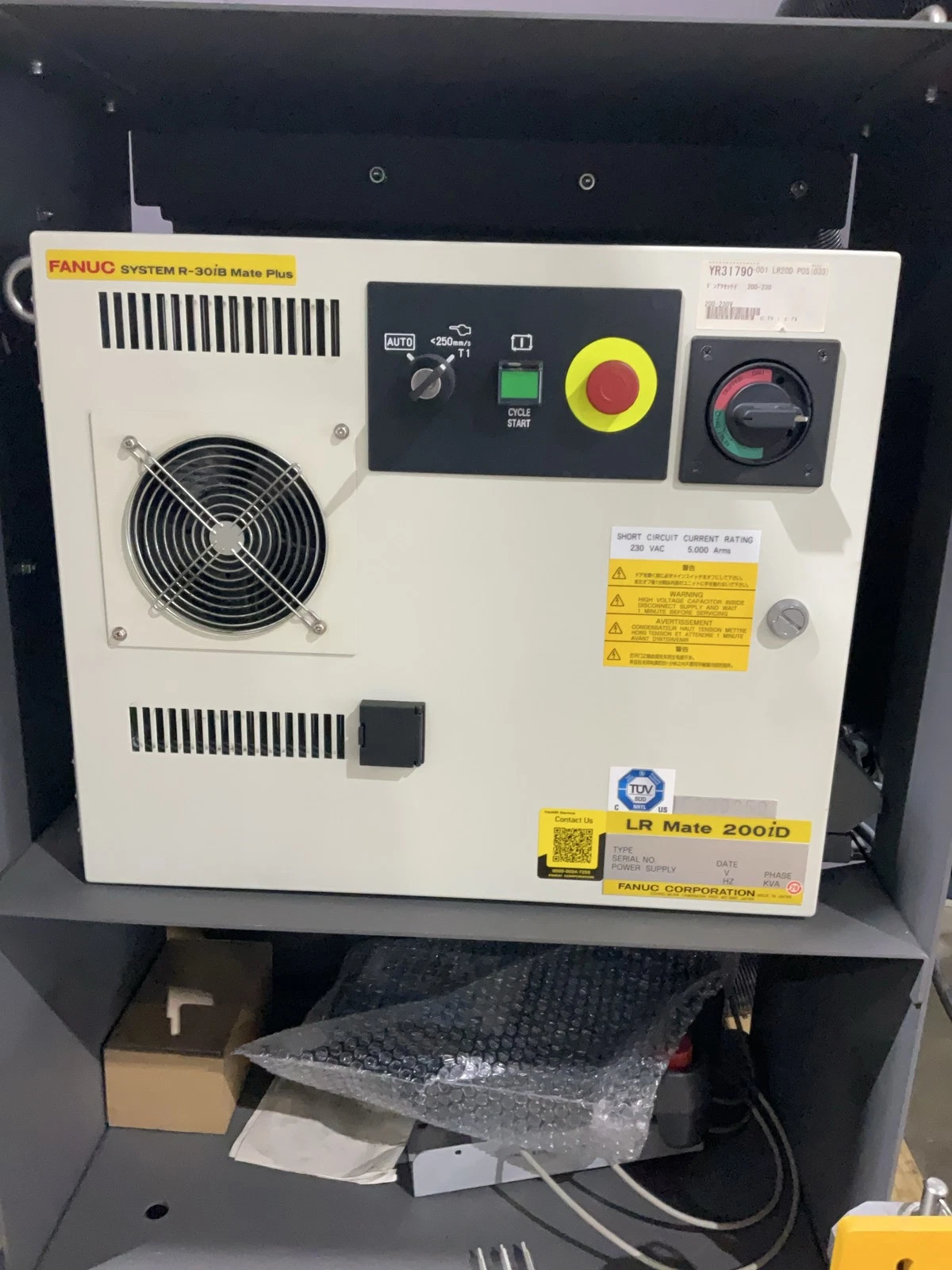 AWR VBX-260 Load & Go Machine Tending Cell with FANUC LR Mate 200iD/14L USED - Image 9